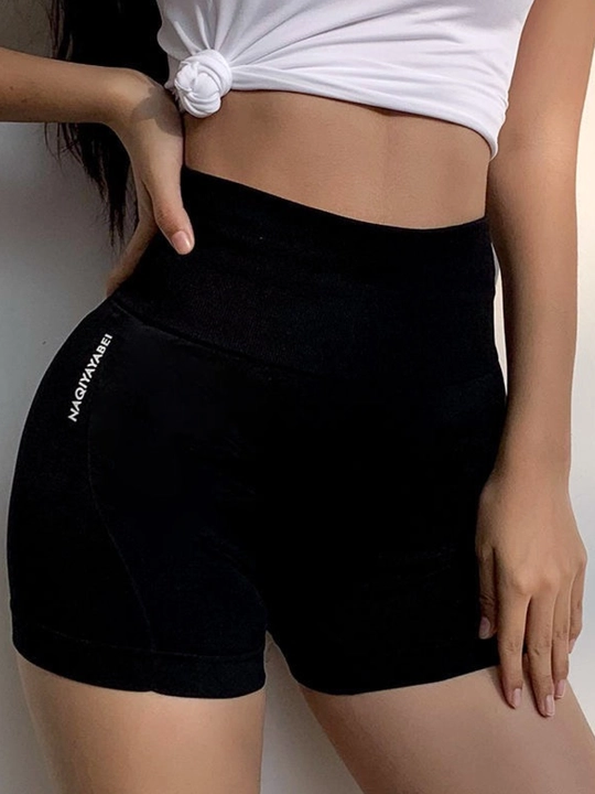 Ayollar uchun yuqori belli, tortib turuvchi fitnes va mashg‘ulotlar uchun sport shorti
