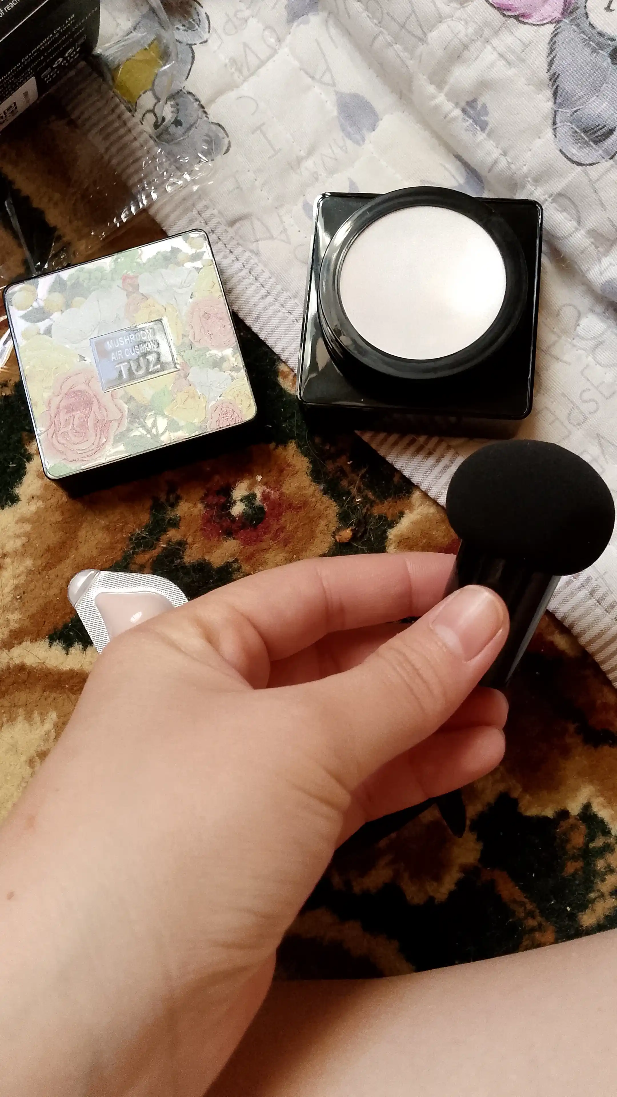 Tonal BB krem kushon TUZ Mushroom Air Cushion, yuz uchun, upa, namlovchi, 12 g