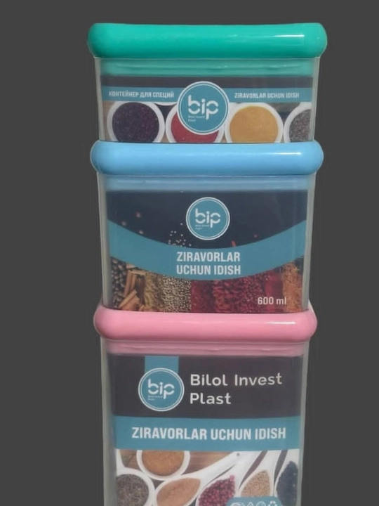 Ziravor va mahsulotlar uchun qulay, mustahkam plastik konteyner qopqoqli