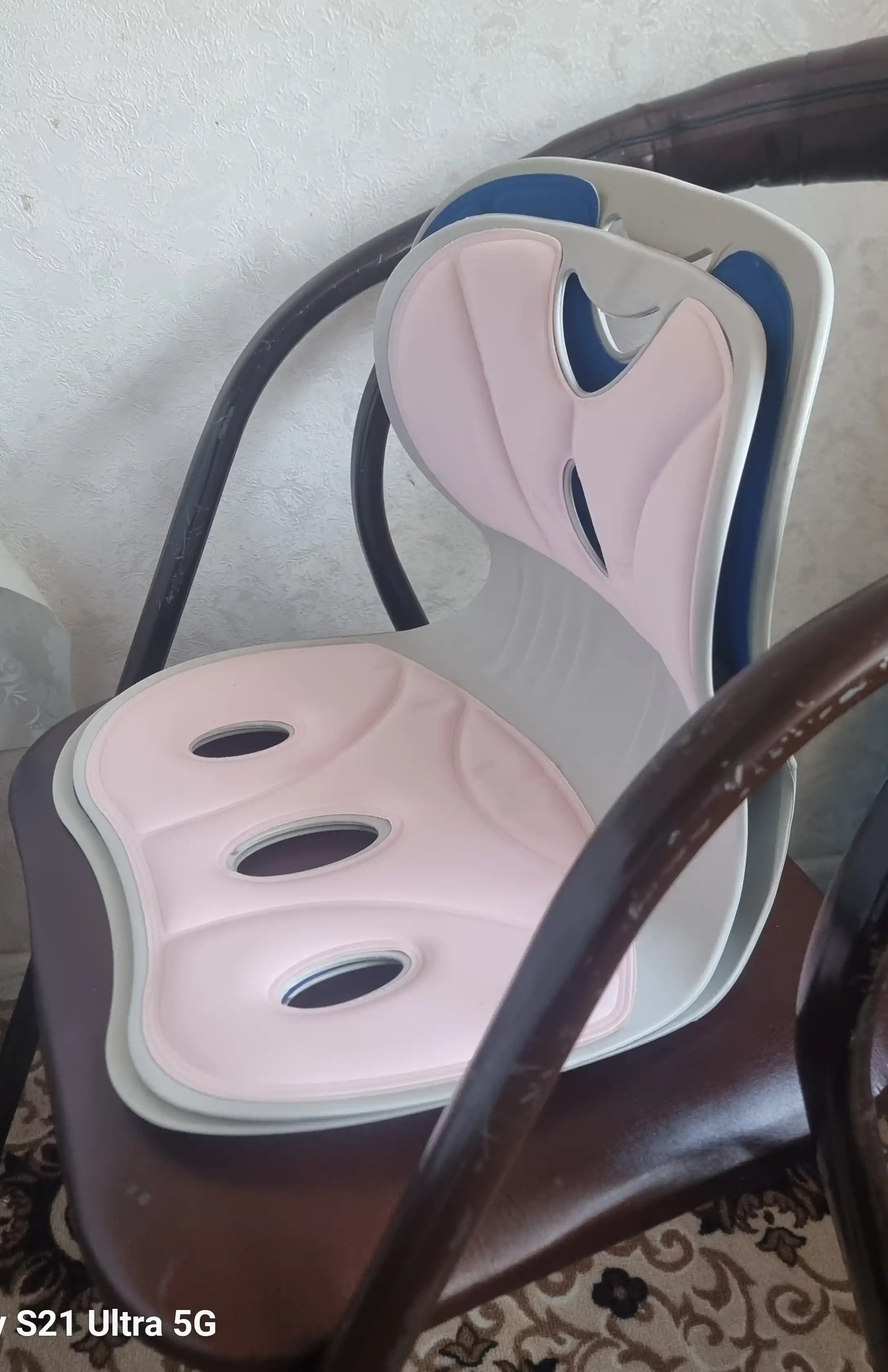 O‘rindiqqa mo‘ljallangan ortopedik korrektor
