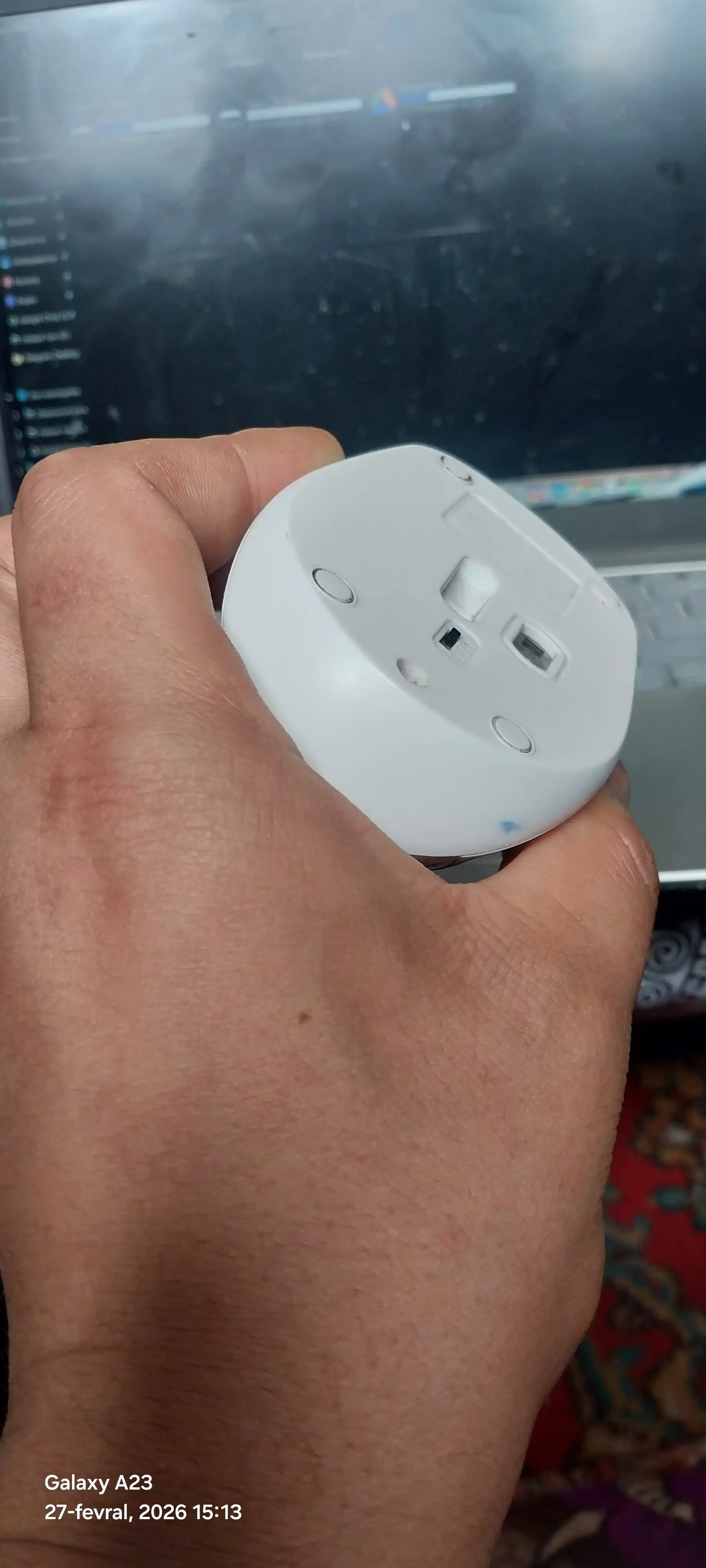 Barcha qurilmalar uchun ergonomik Bluetooth/2.4Ghz simsiz sichqoncha, qayta quvvatlanadi