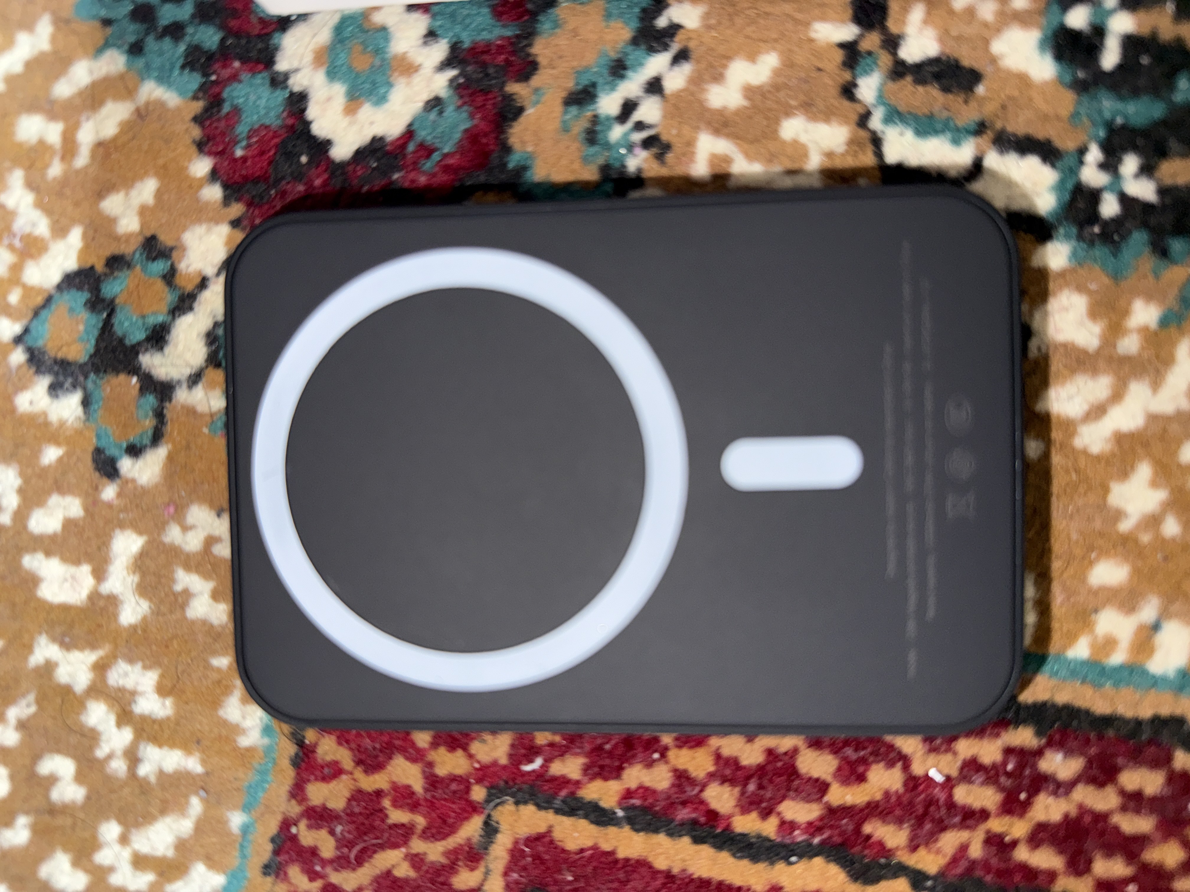 Simsiz tashqi akkumulyator MagSafe Power Bank, iPhone va Android uchun