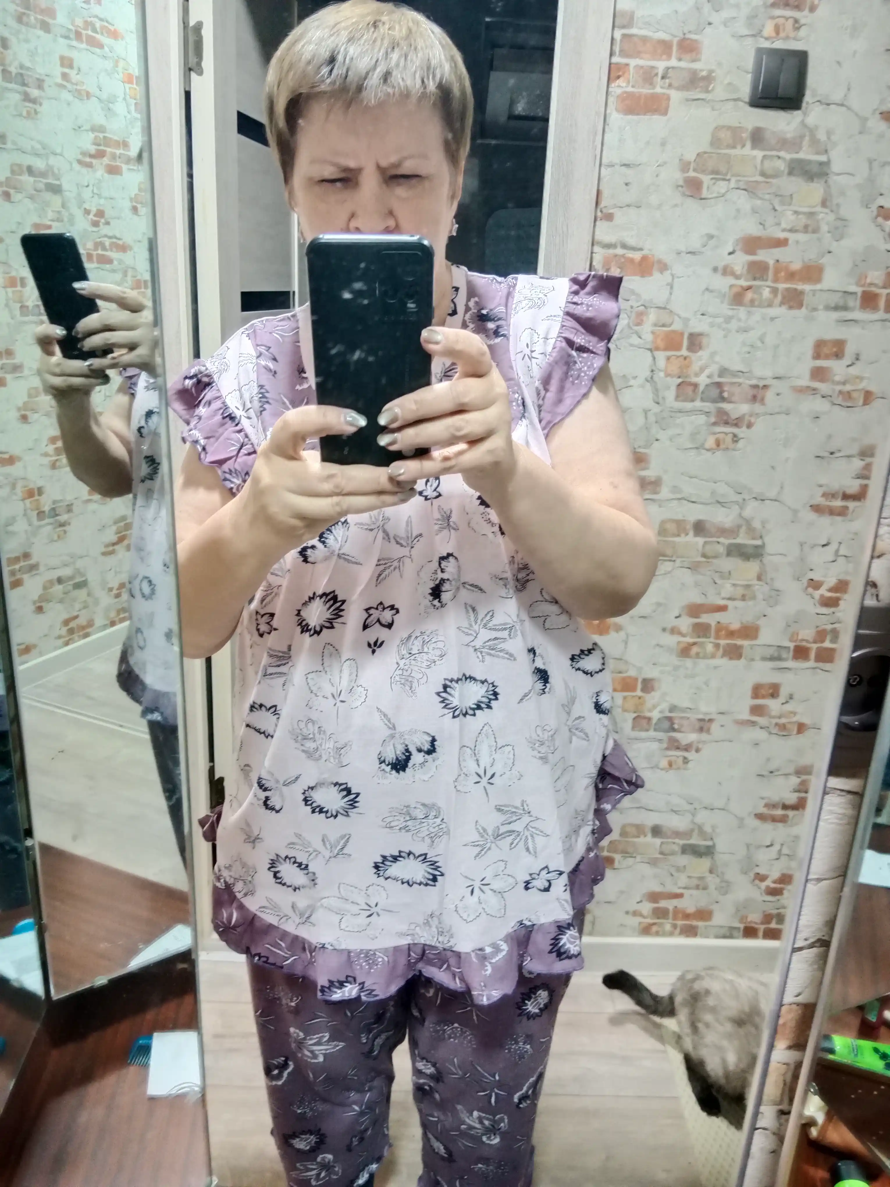 Ayollar pijama, shim va futbolkasi