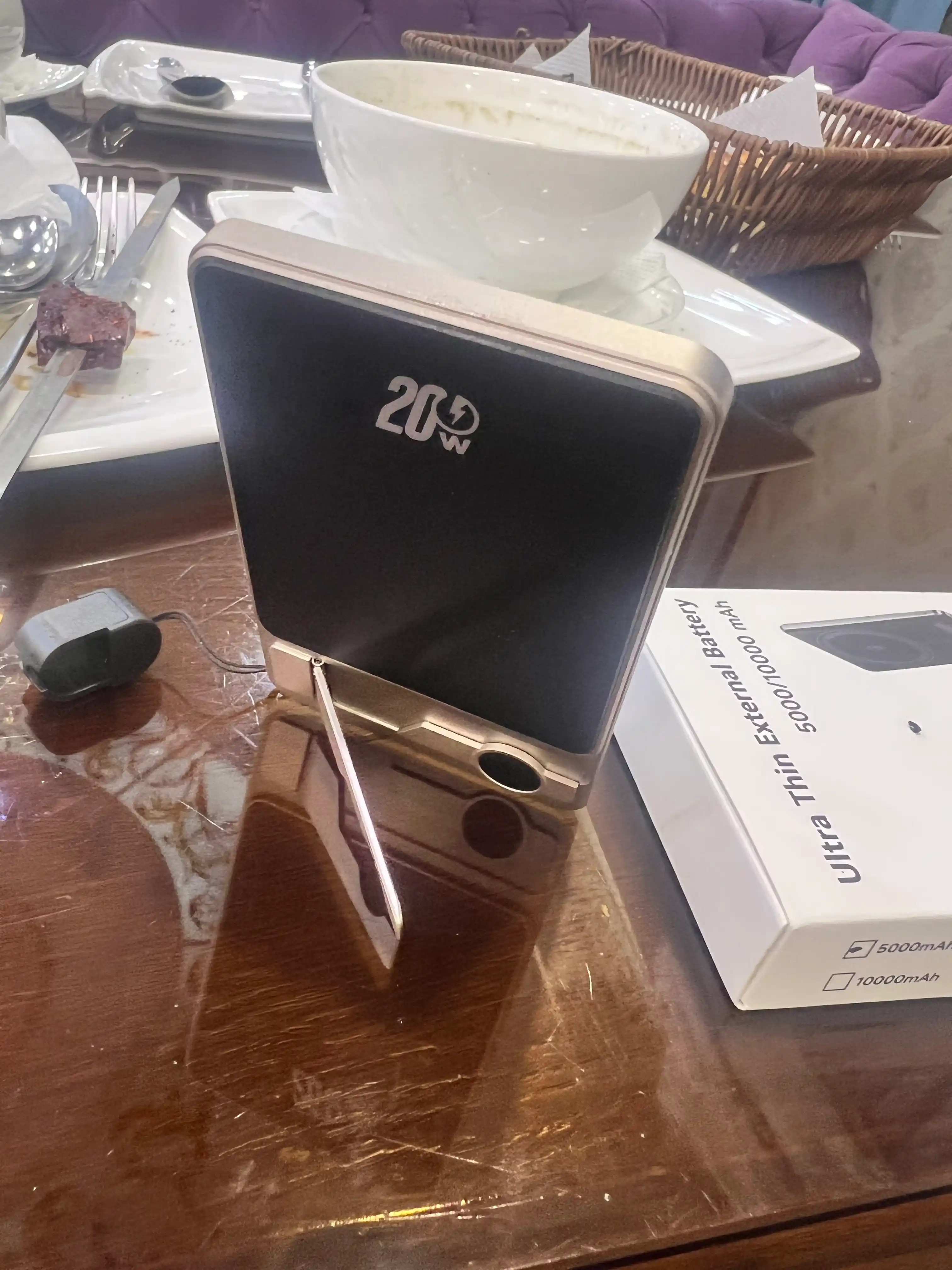 MagSafe uchun ultra yupqa 10000 mA/soat tashqi batareya