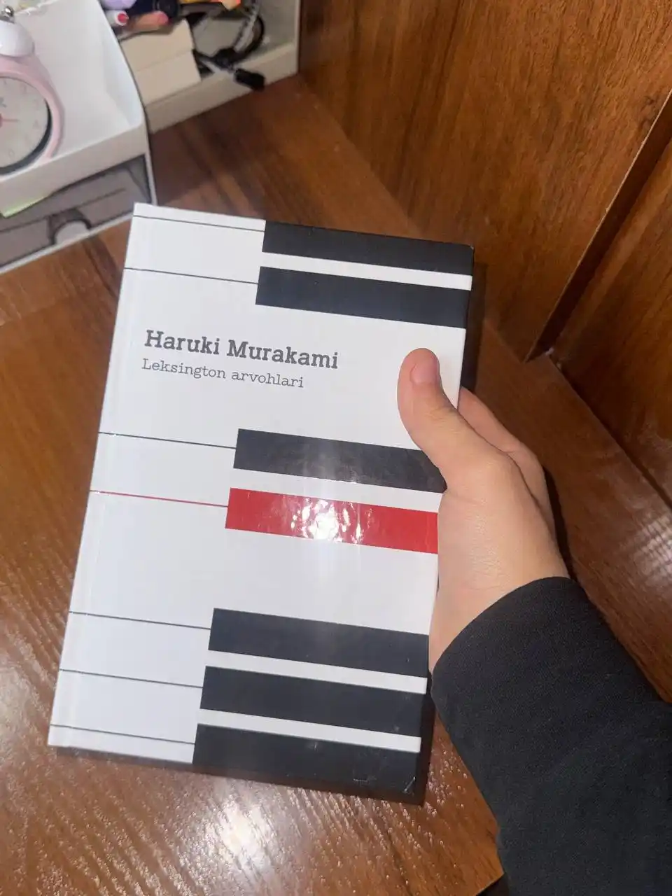 Haruki Murakami, Norveg o'rmoni, Sohildagi kafka, Leksington arvohlari, Qo'y ovi, Tun zulm