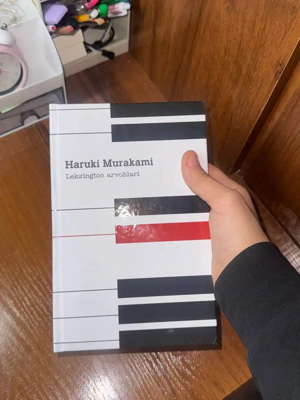 Haruki Murakami, Norveg o'rmoni, Sohildagi kafka, Leksington arvohlari, Qo'y ovi, Tun zulm