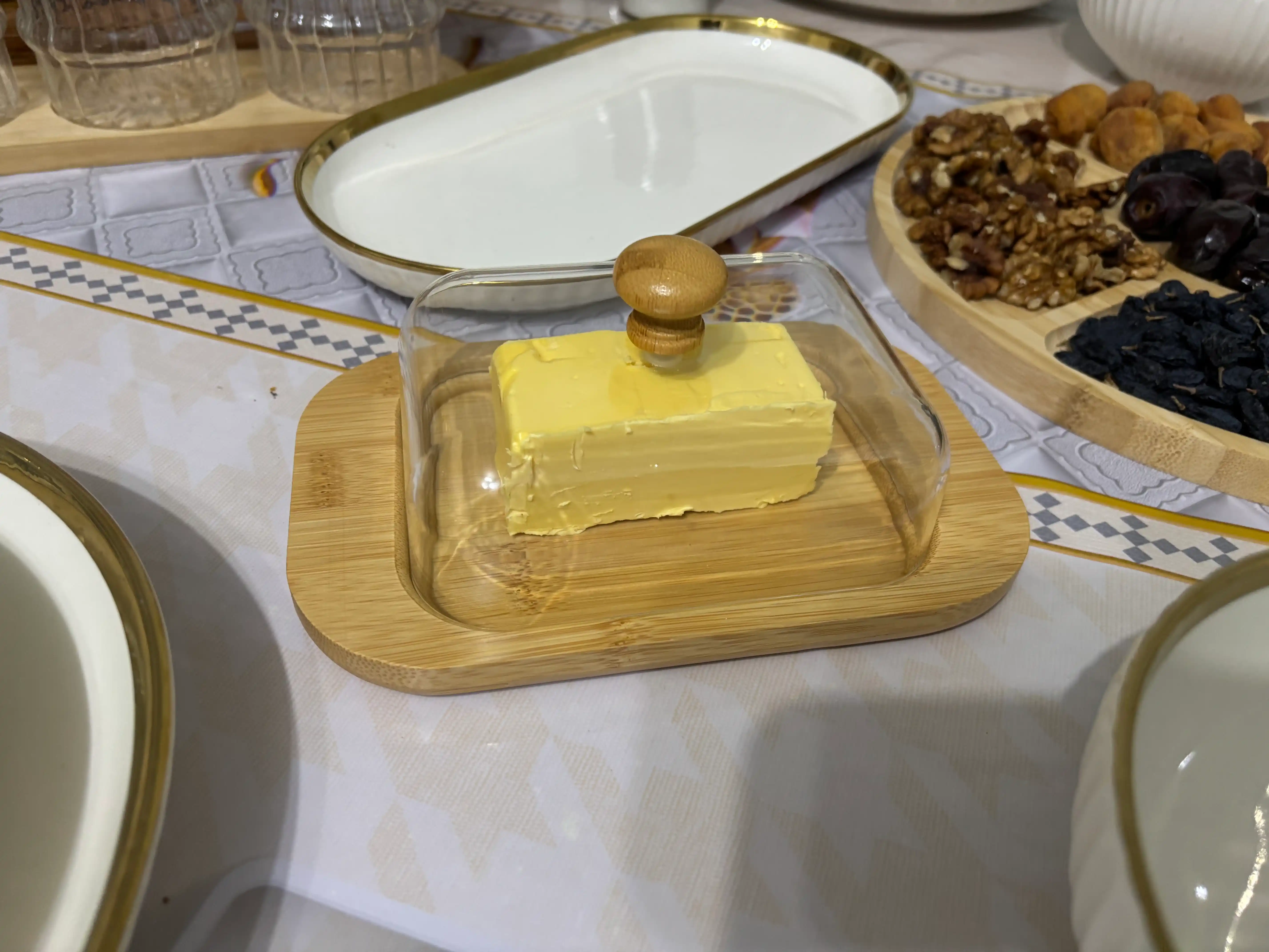 Масленка из бамбука и пластика