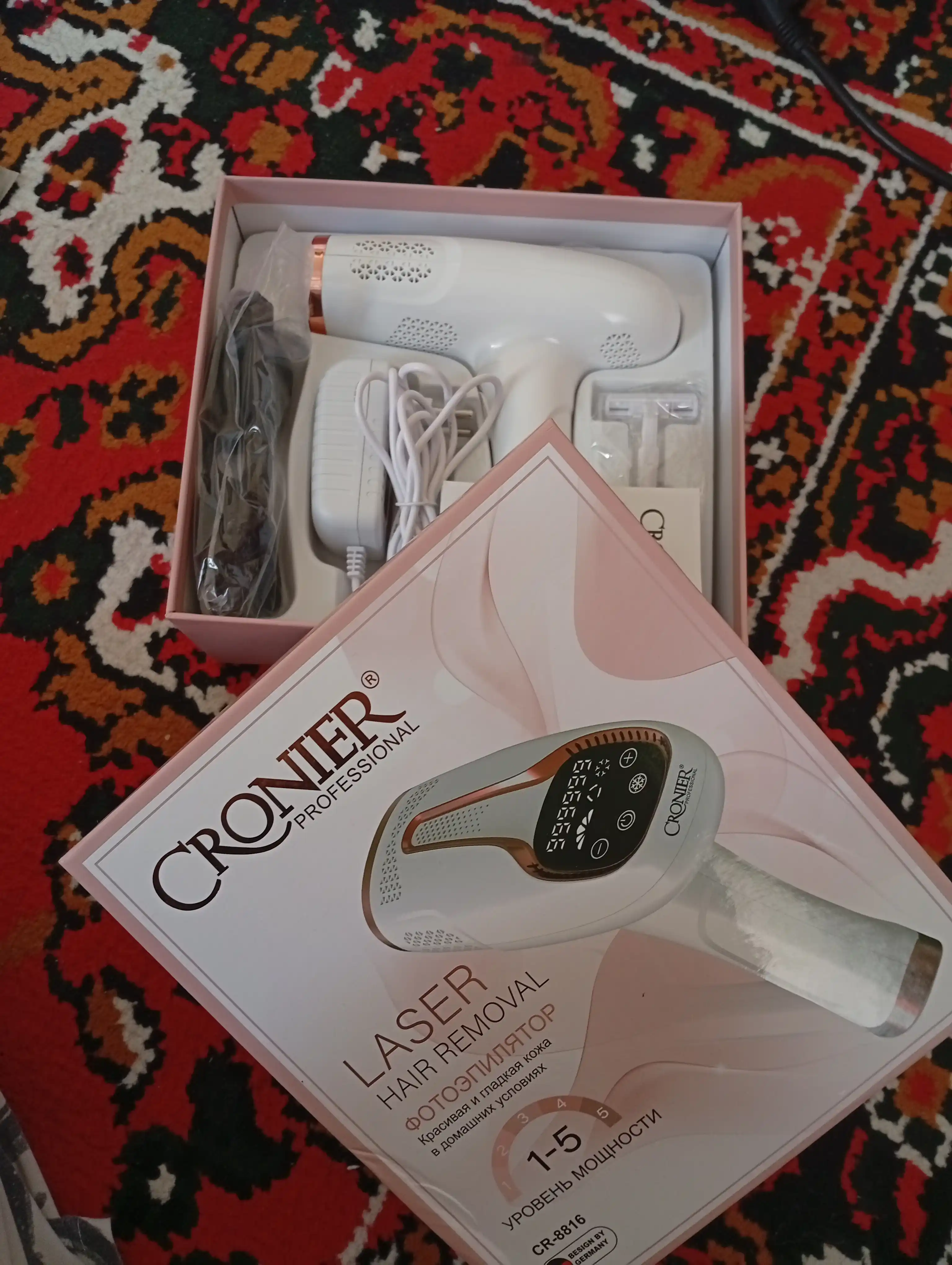 Ayollar uchun lazerli fotoepilator CRONIER CR-8816 butun tana uchun