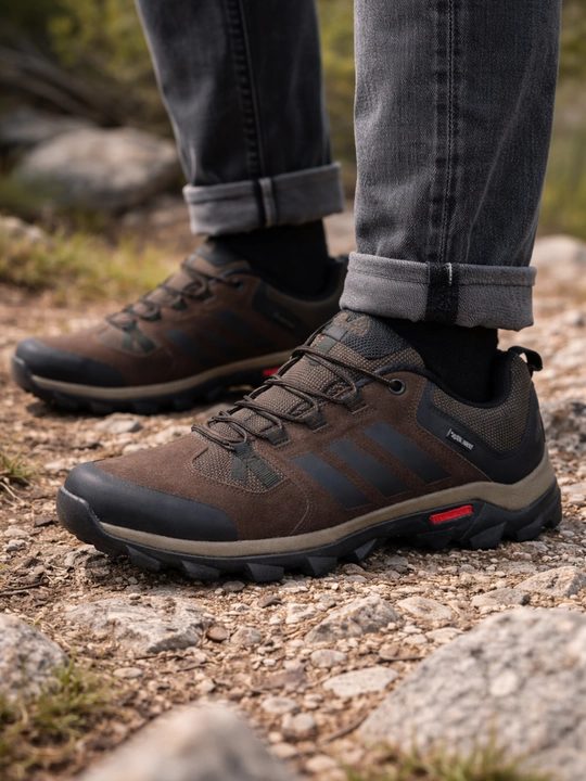 Erkaklar uchun tagcharmi kuchaytirilgan trekking poyabzali faol dam olish modeli (40-44)