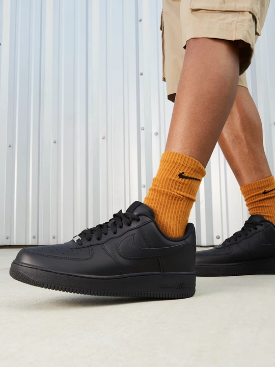 Nike Air Force 1 - erkaklar va ayollar krossovkalari, uniseks