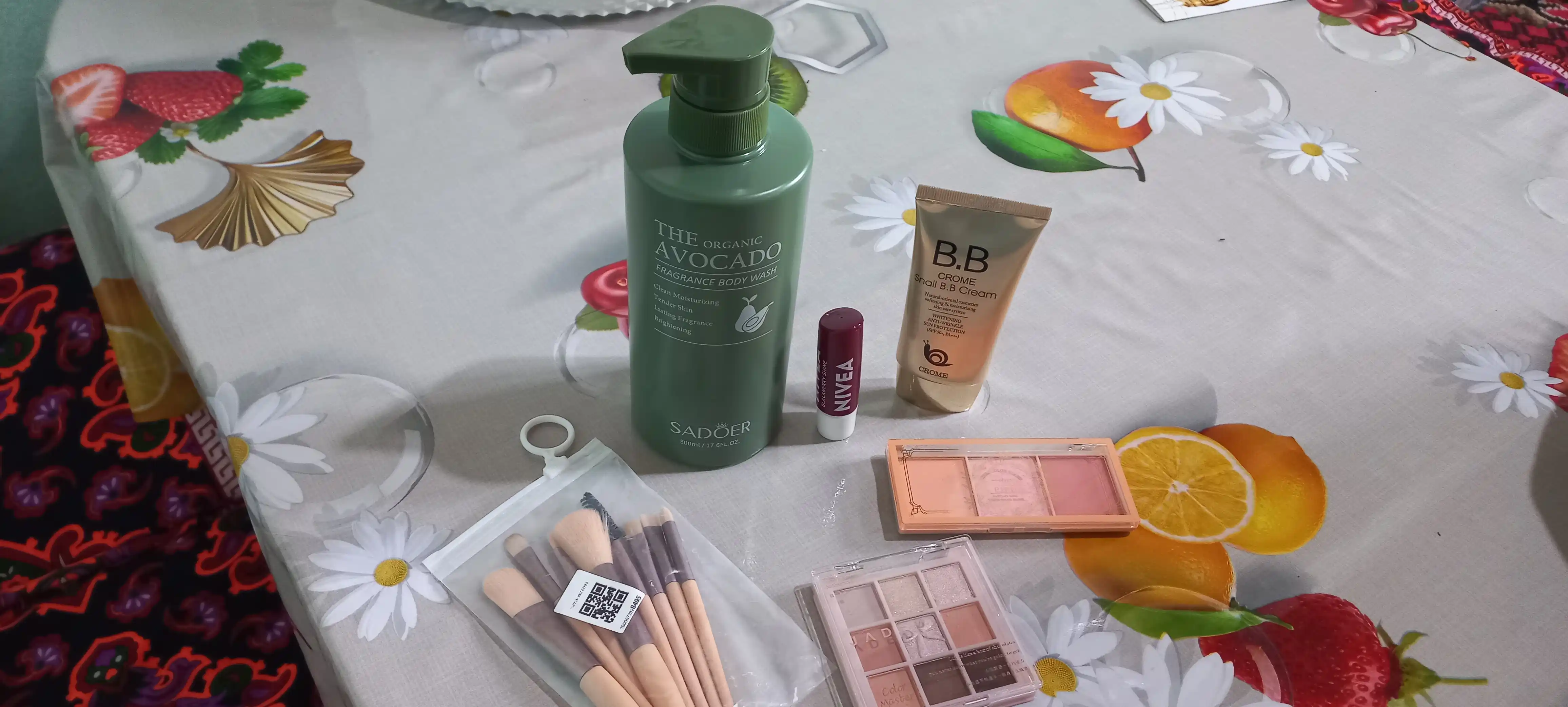 Crome Snail BB ream SPF 50+, 50 ml — ko‘p funksiyali, tonal krem, BB krem, yuz uchun krem