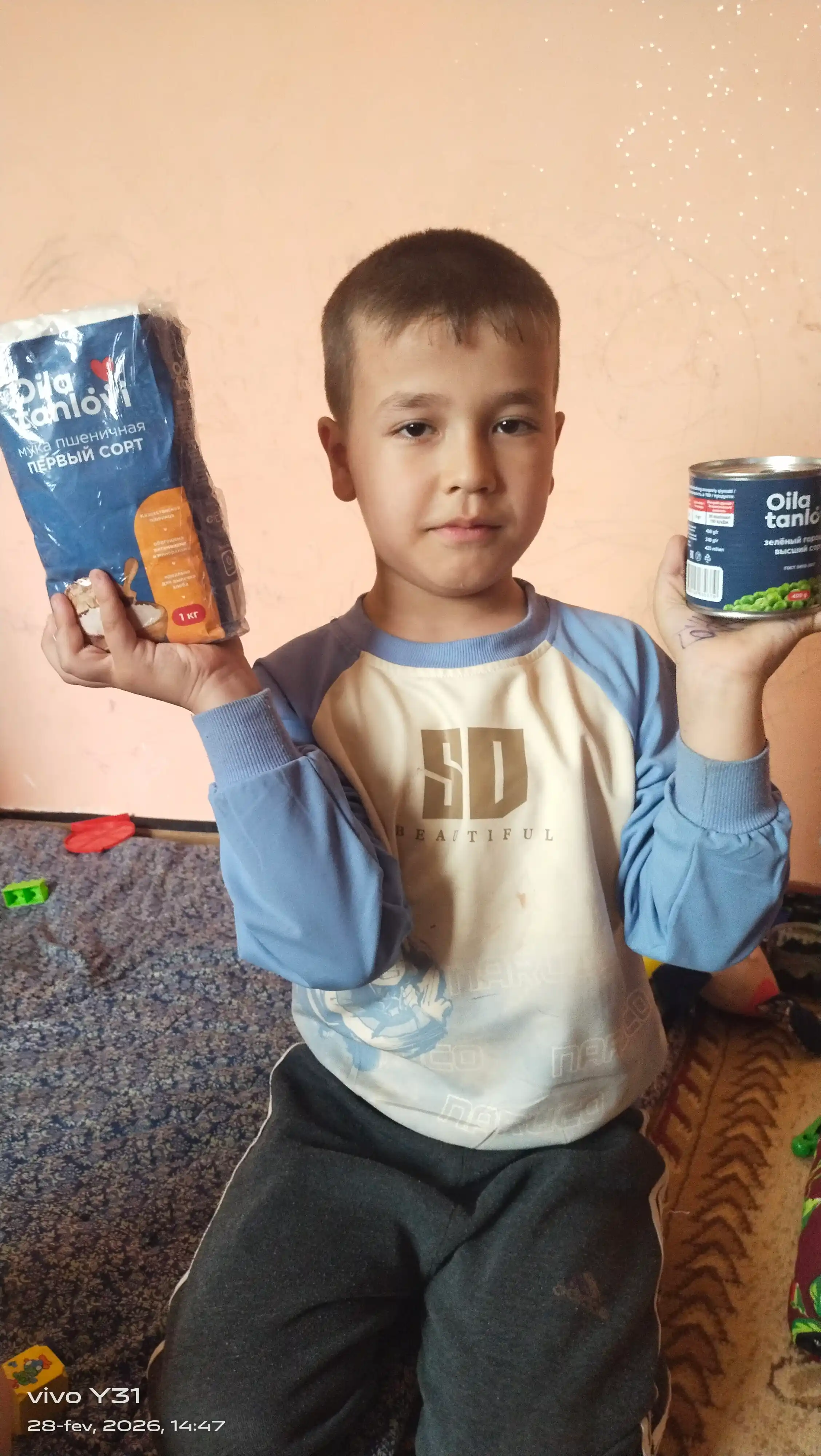 Маринованные огурцы и помидоры Oila Tanlovi, 1000 мл
