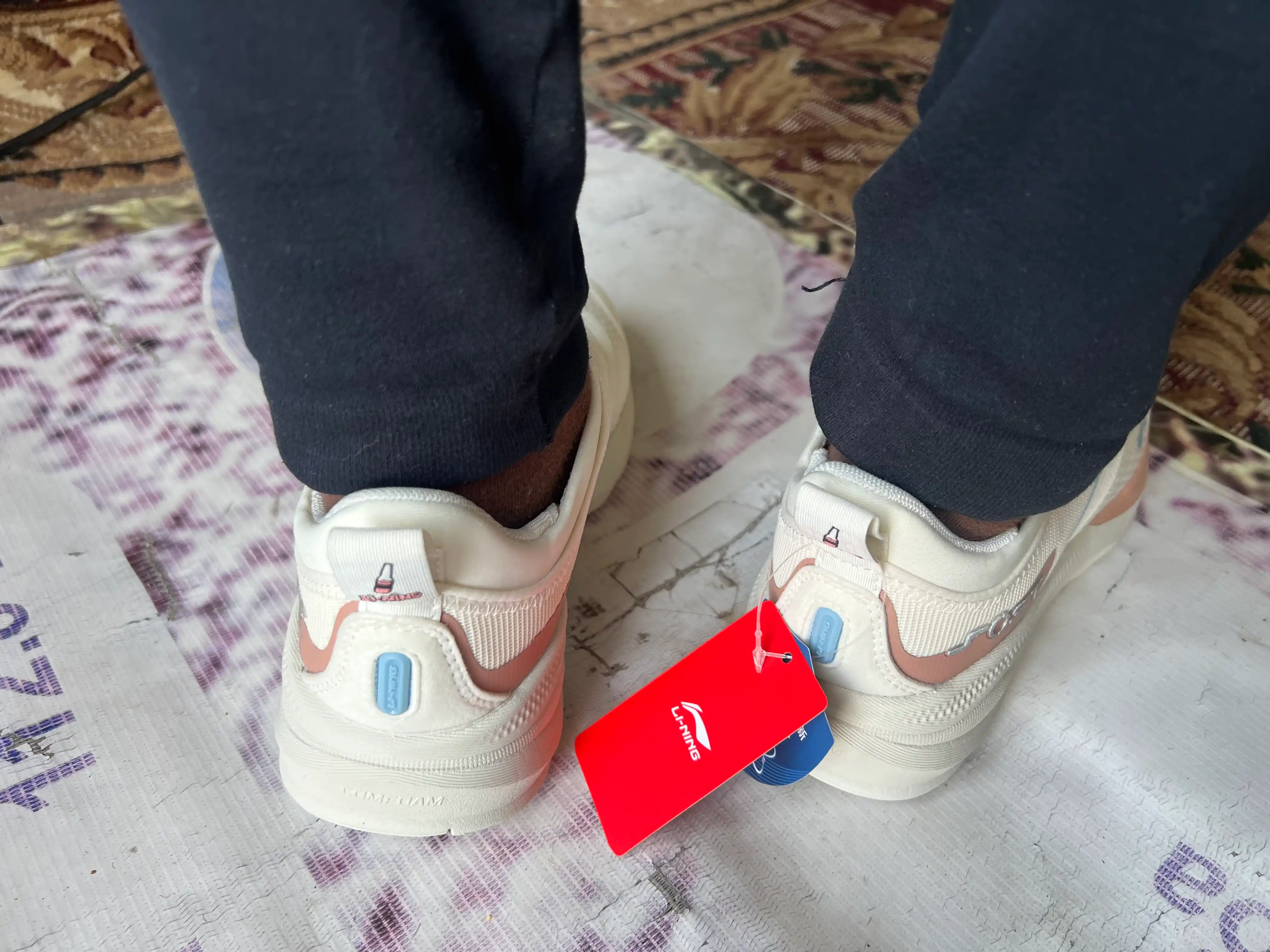 Женские кроссовки Li-Ning Soft Go 2