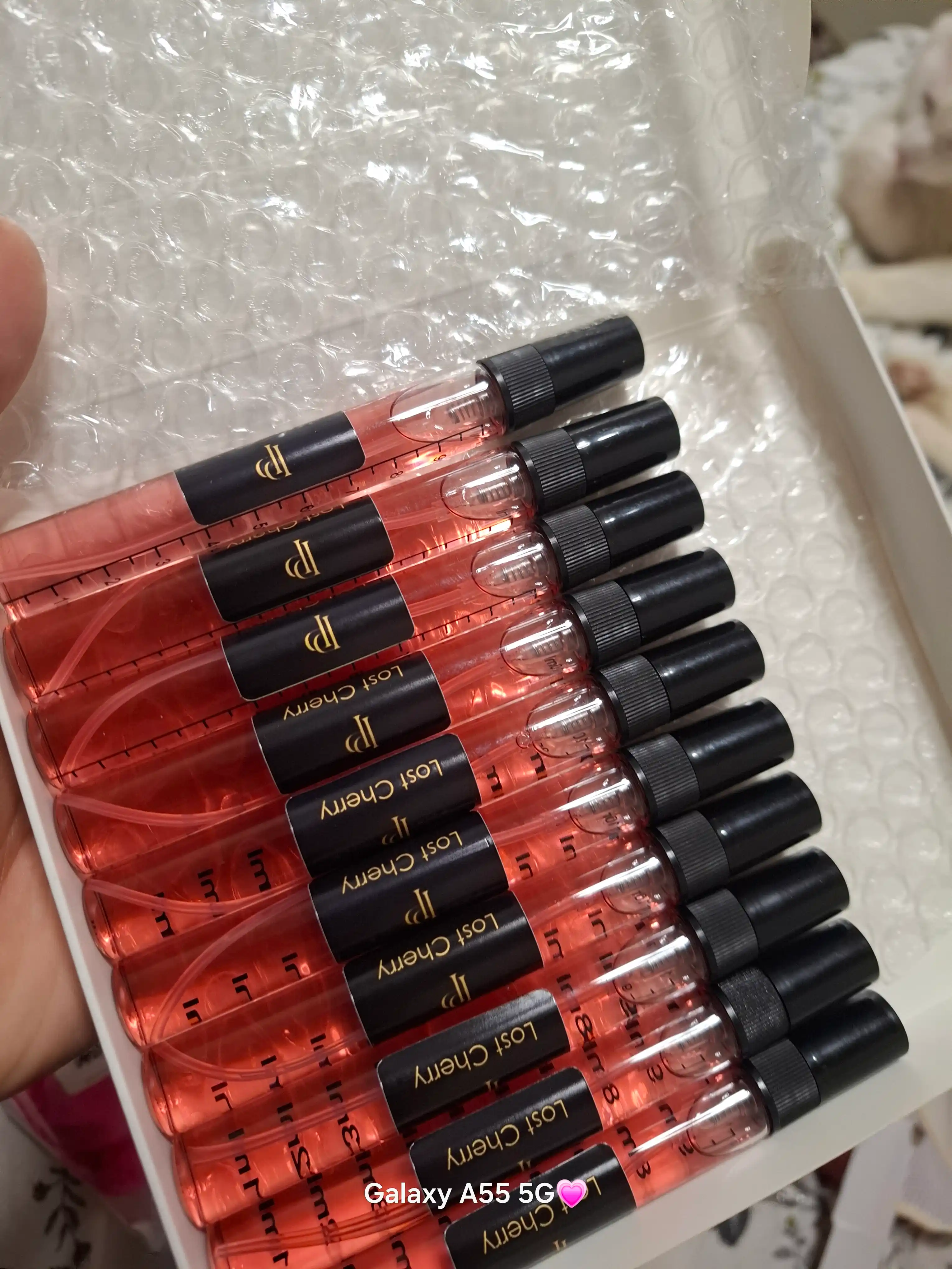 Ayollar uchun atir, parfyumlangan suvi Tom Ford Lost cherry, Tom ford, Lost cherry duxi