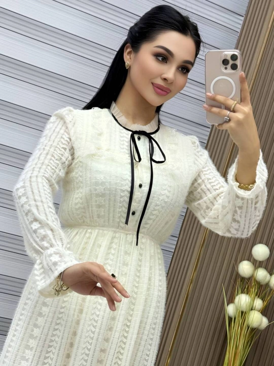 Ayollar libosi, kechki va kundalik uchun ko'ylak