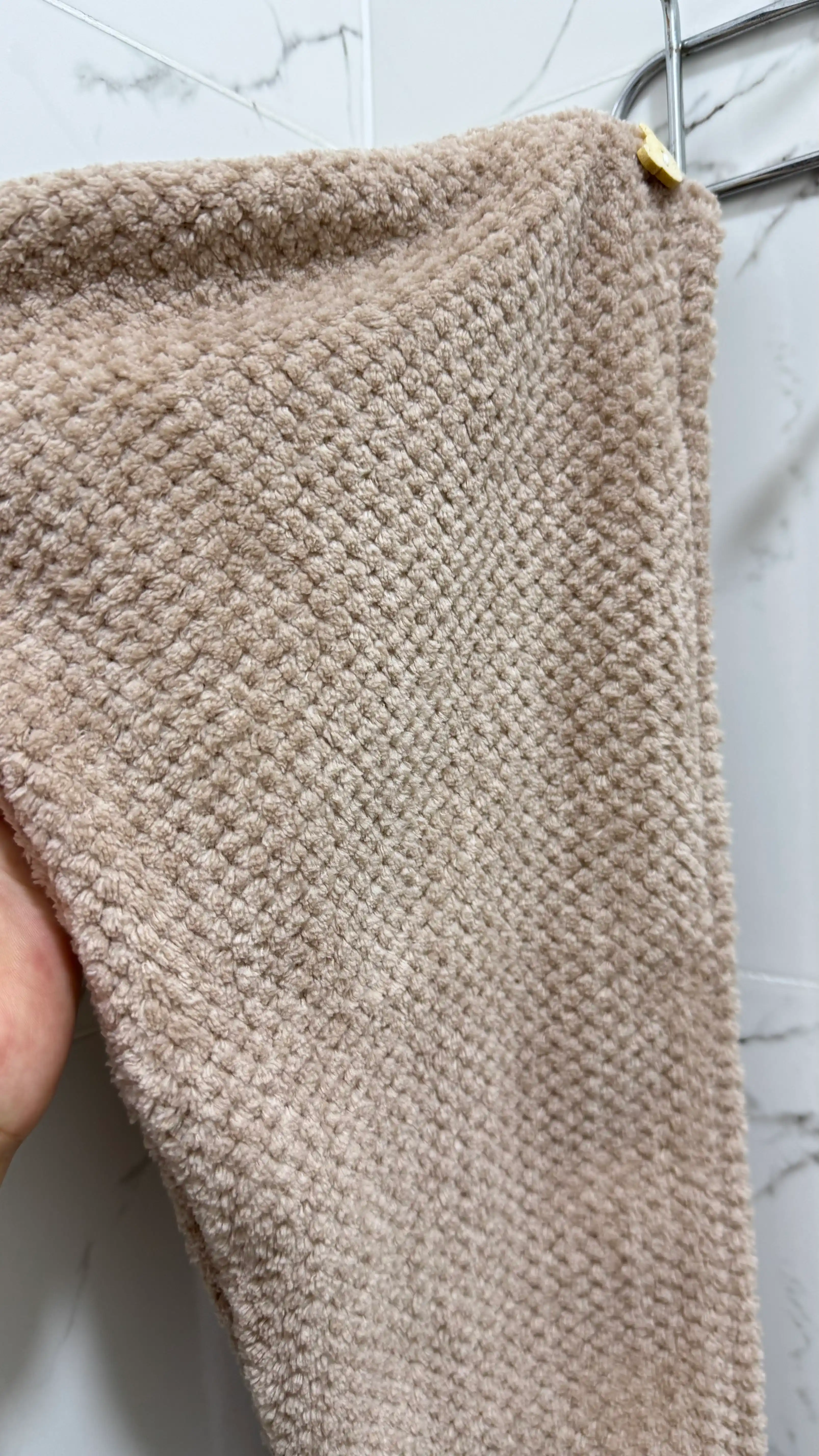 Mikrofiber sochiq,  soch quritish sochig'i, soch uchun turban, tugma, salla, ro'mol