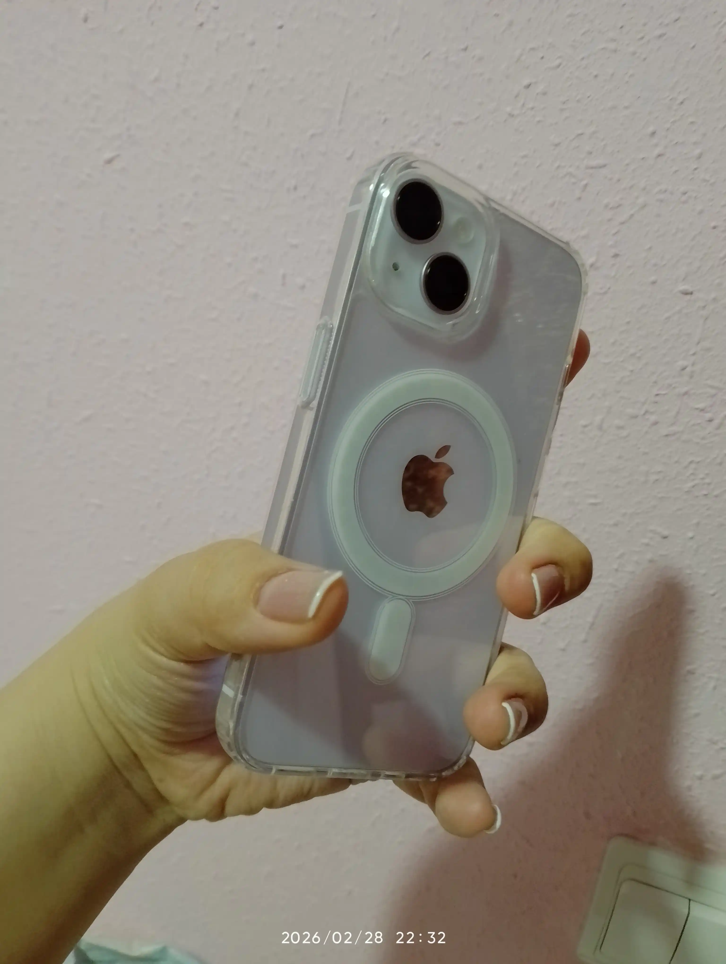 Smartfon Apple iPhone 14, 128/256 GB, SIM+sim, chehol va shisha sovg'a sifatida