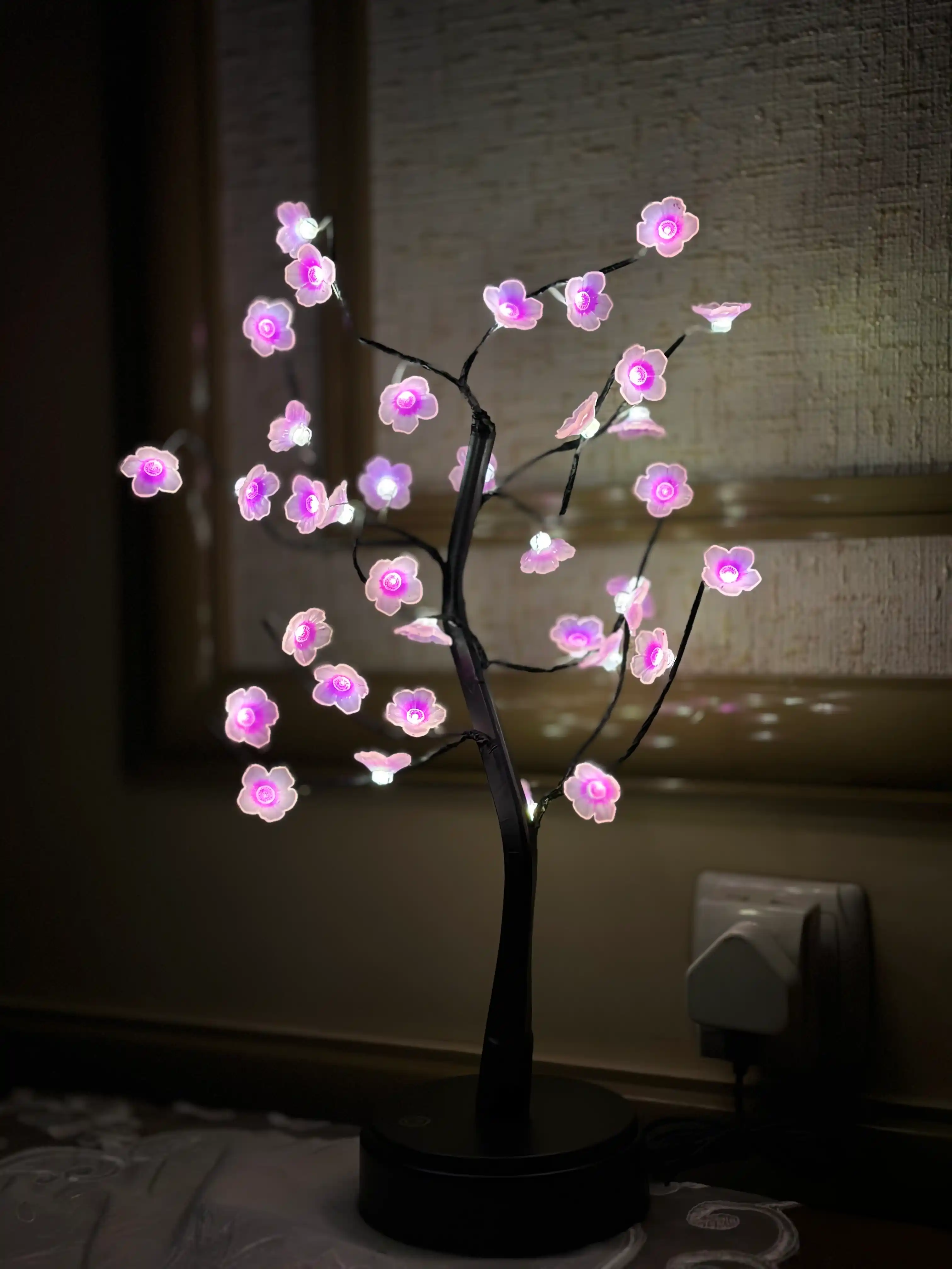 Sakura gullari bilan Bonsay chiroq, LED tungi lampa