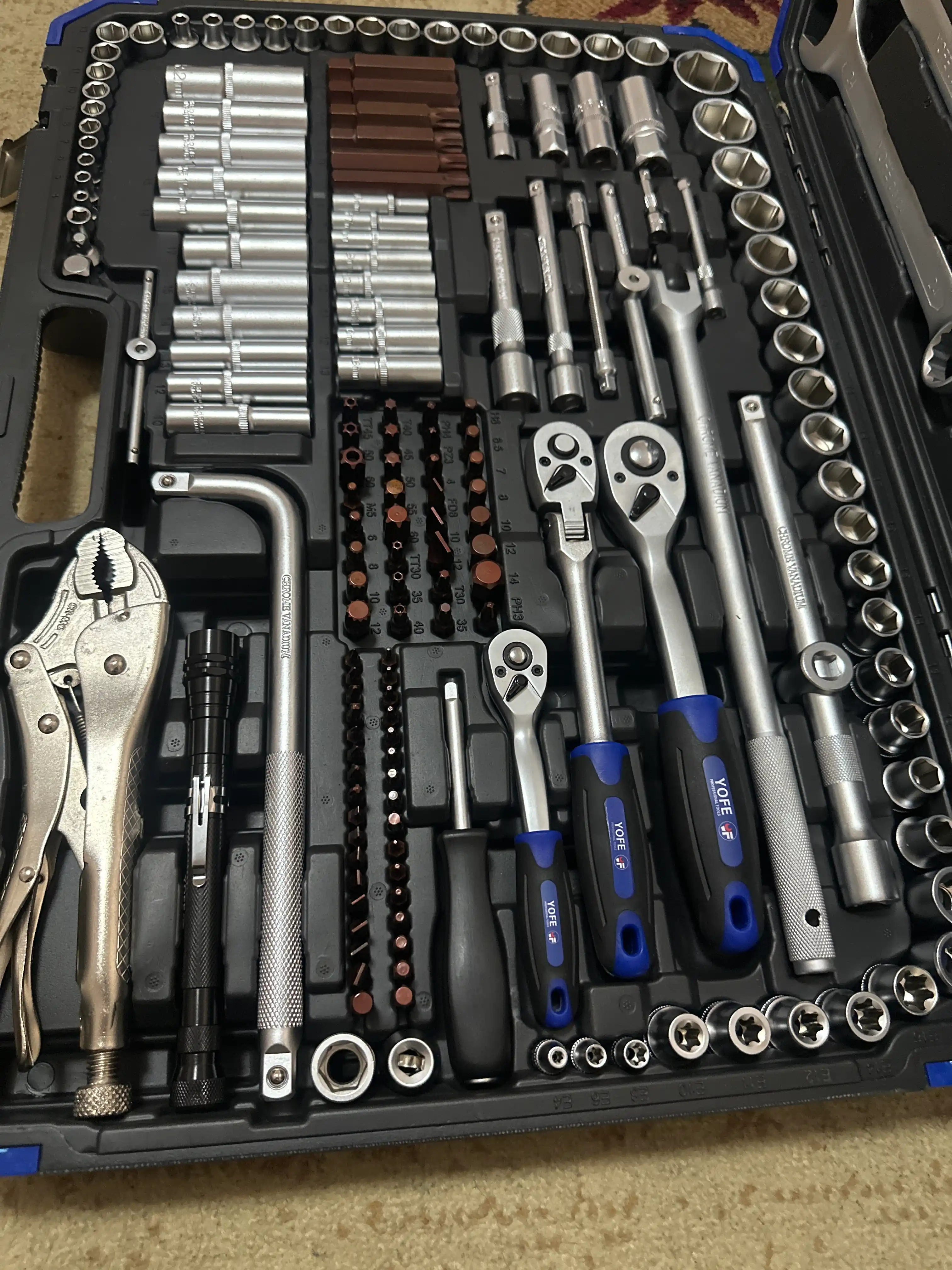 202 PCS asboblar to‘plami, professional kalit va yon tomon to‘plami