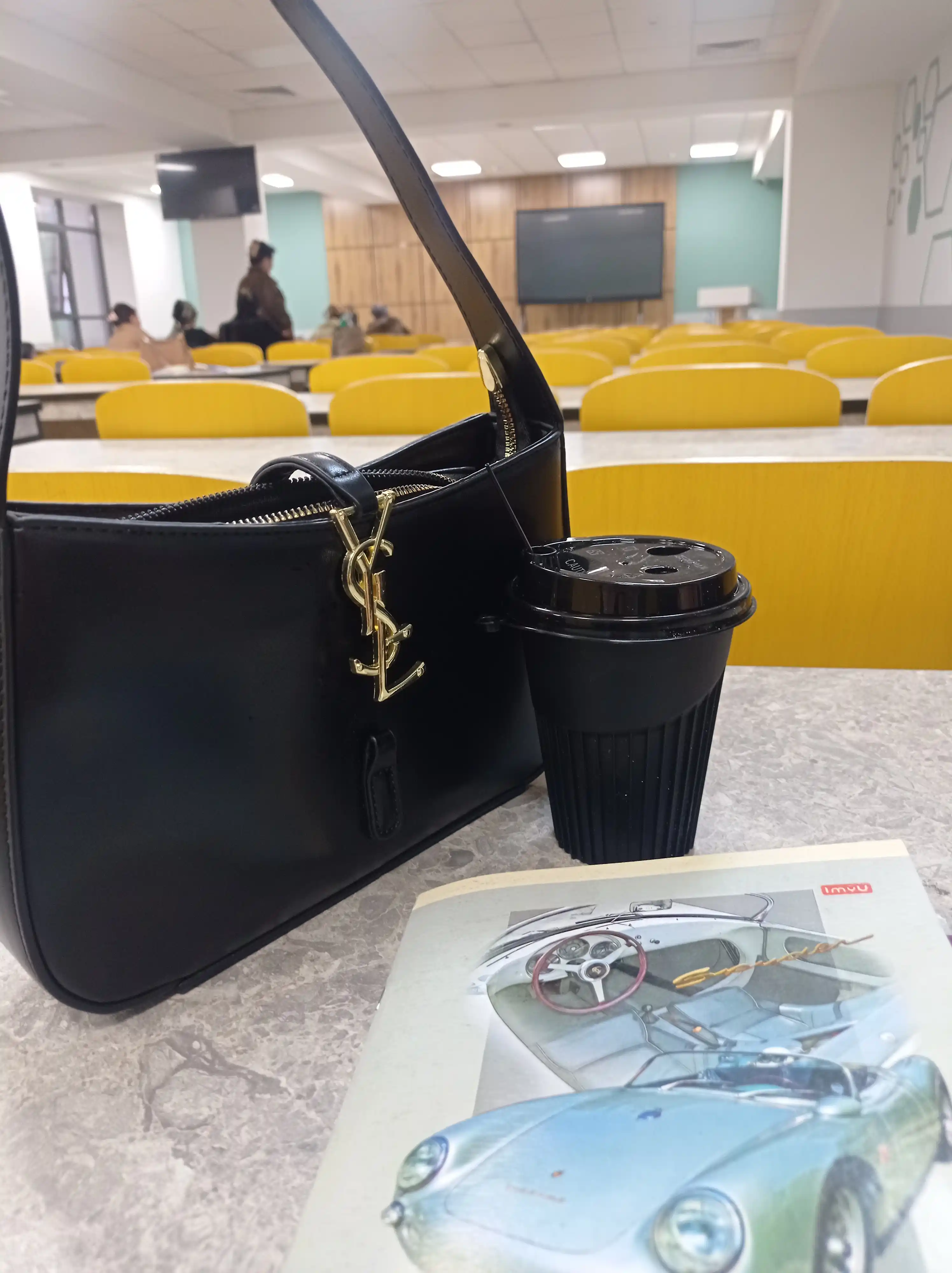 Женская сумка через плечо YSL