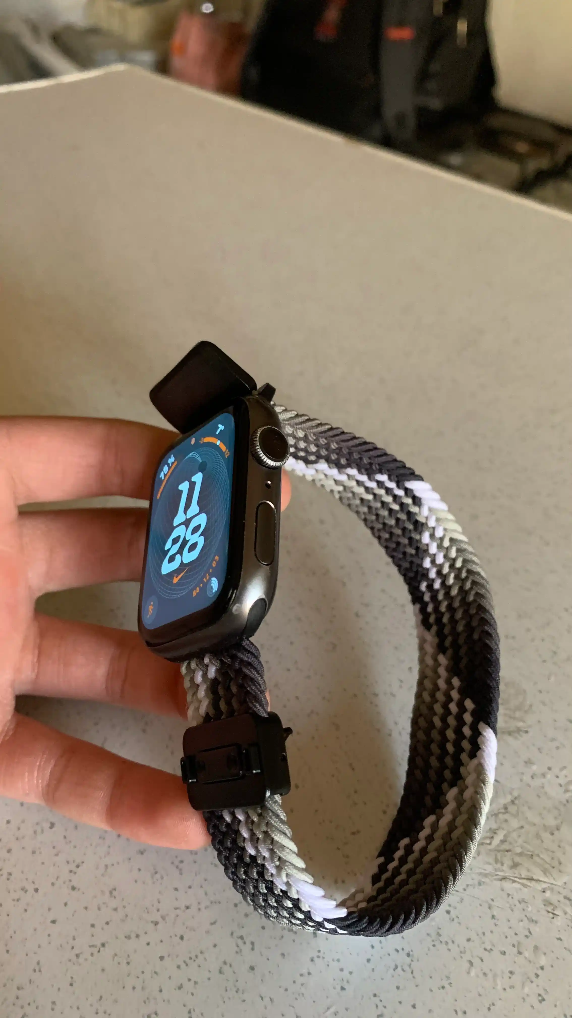 Ремешок нейлоновый с магнитной застёжкой для Apple Watch 3–9/SE/Ultra, 38–49 мм