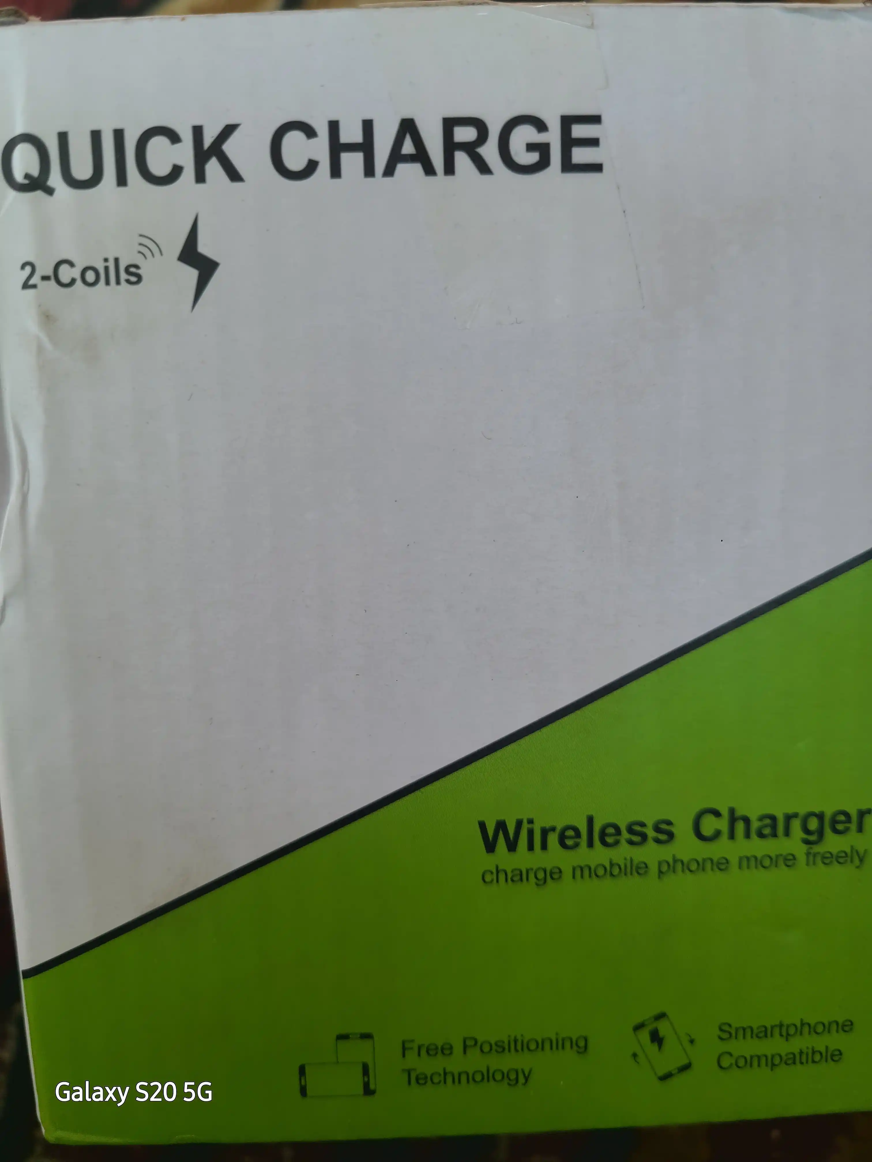 IPhone va Android uchun telefon qo‘ygichli simsiz quvvatlagich