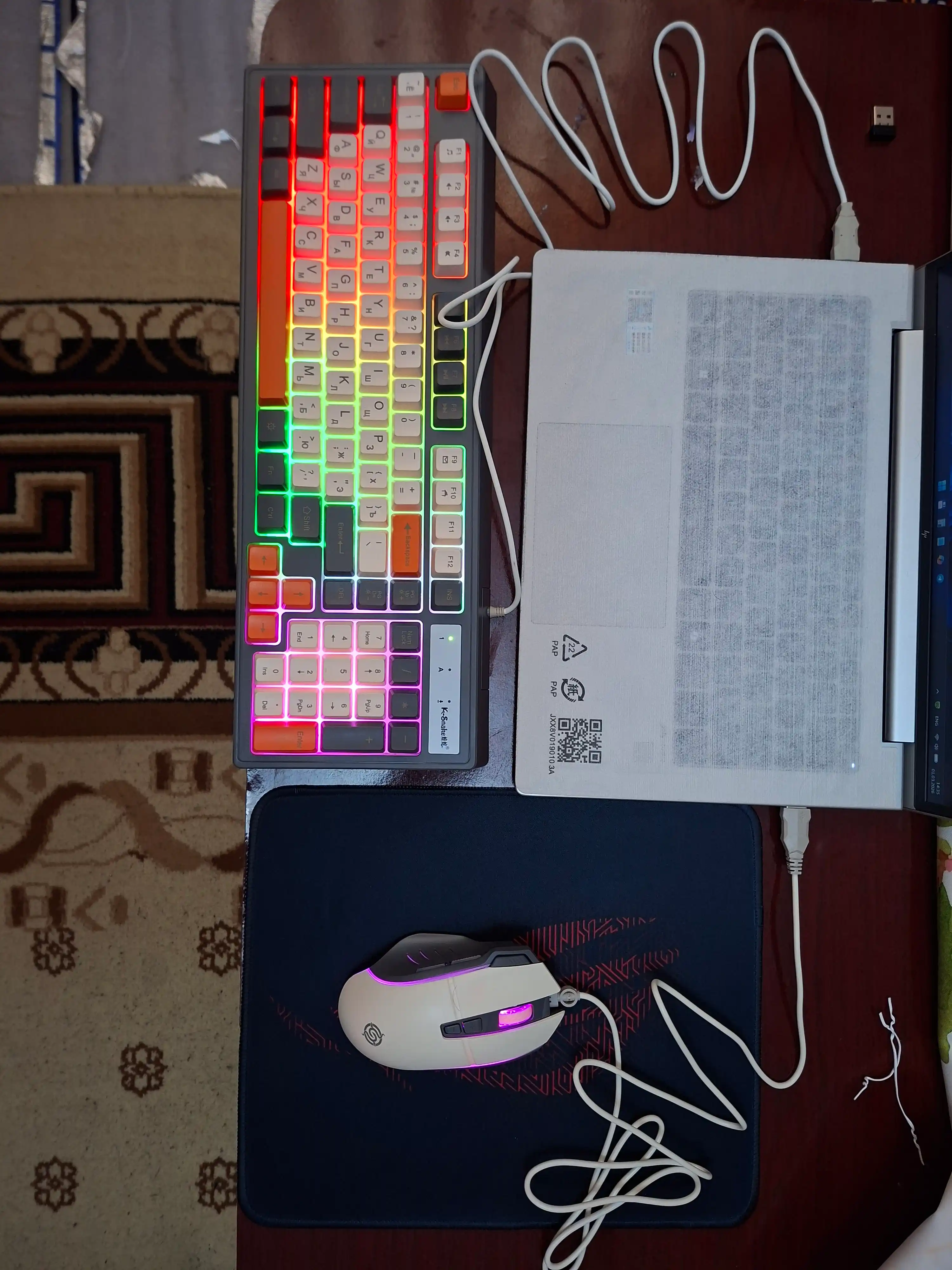 O'yin klaviaturasi simli KM800, 98 tugmali, RGB yoritgichli+sichqoncha