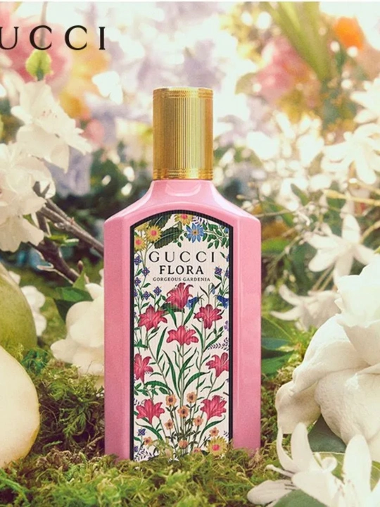 Ayollar uchun parfyumlangan suv Gucci Flora, 100 ml