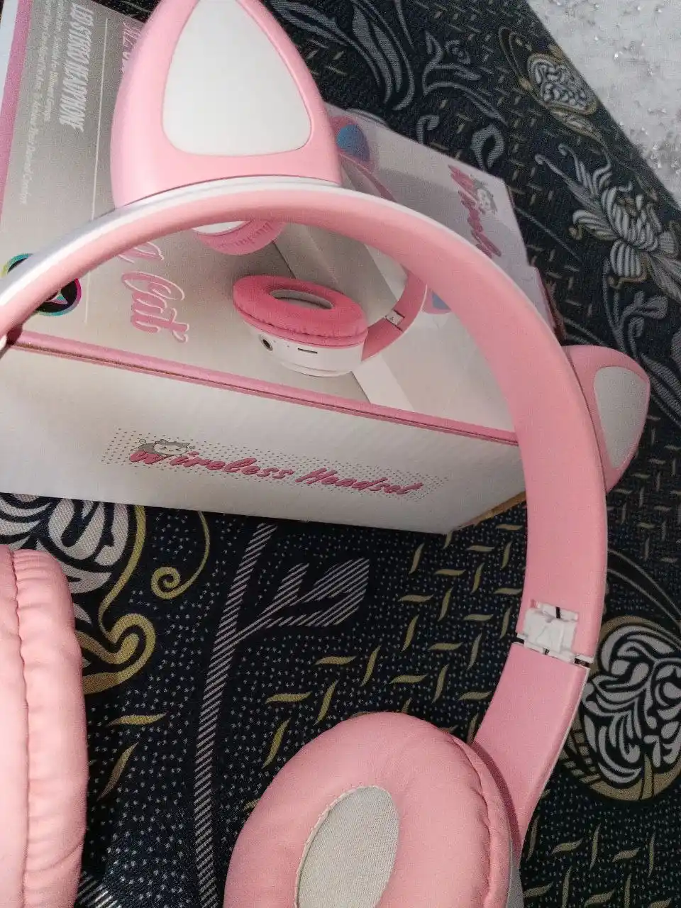 Simsiz quloqchin Cat Ear, yonadigan mushuk quloqlari bilan, Bluetooth