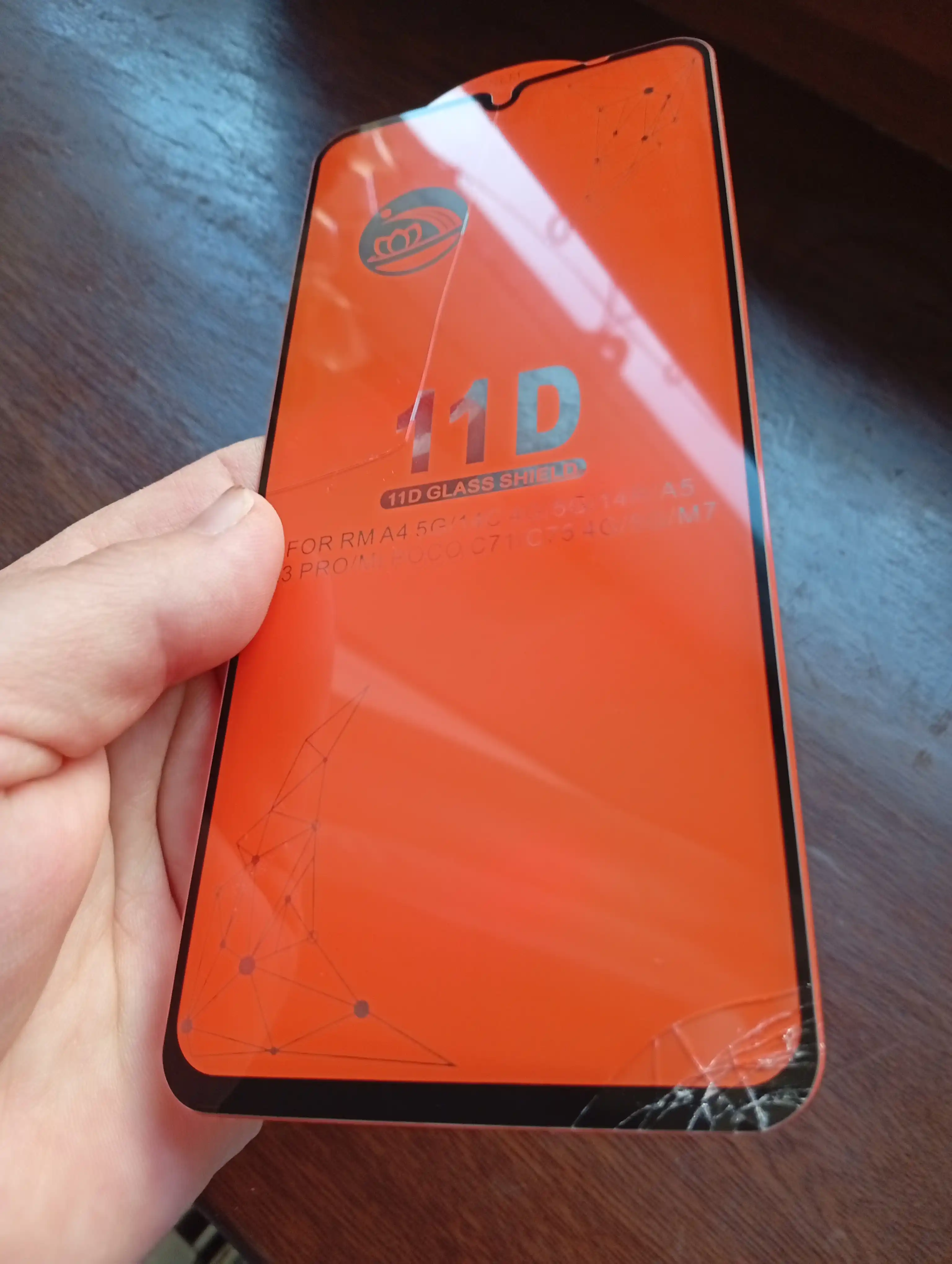 Telfon ekran himoya oynasi Samsung va Redmi Note hamma modellariga bor