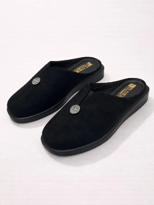 Katta razmerlar, velikan tapochkalar, oldi yopiq tapochkalar, kuzlik tapochkalar