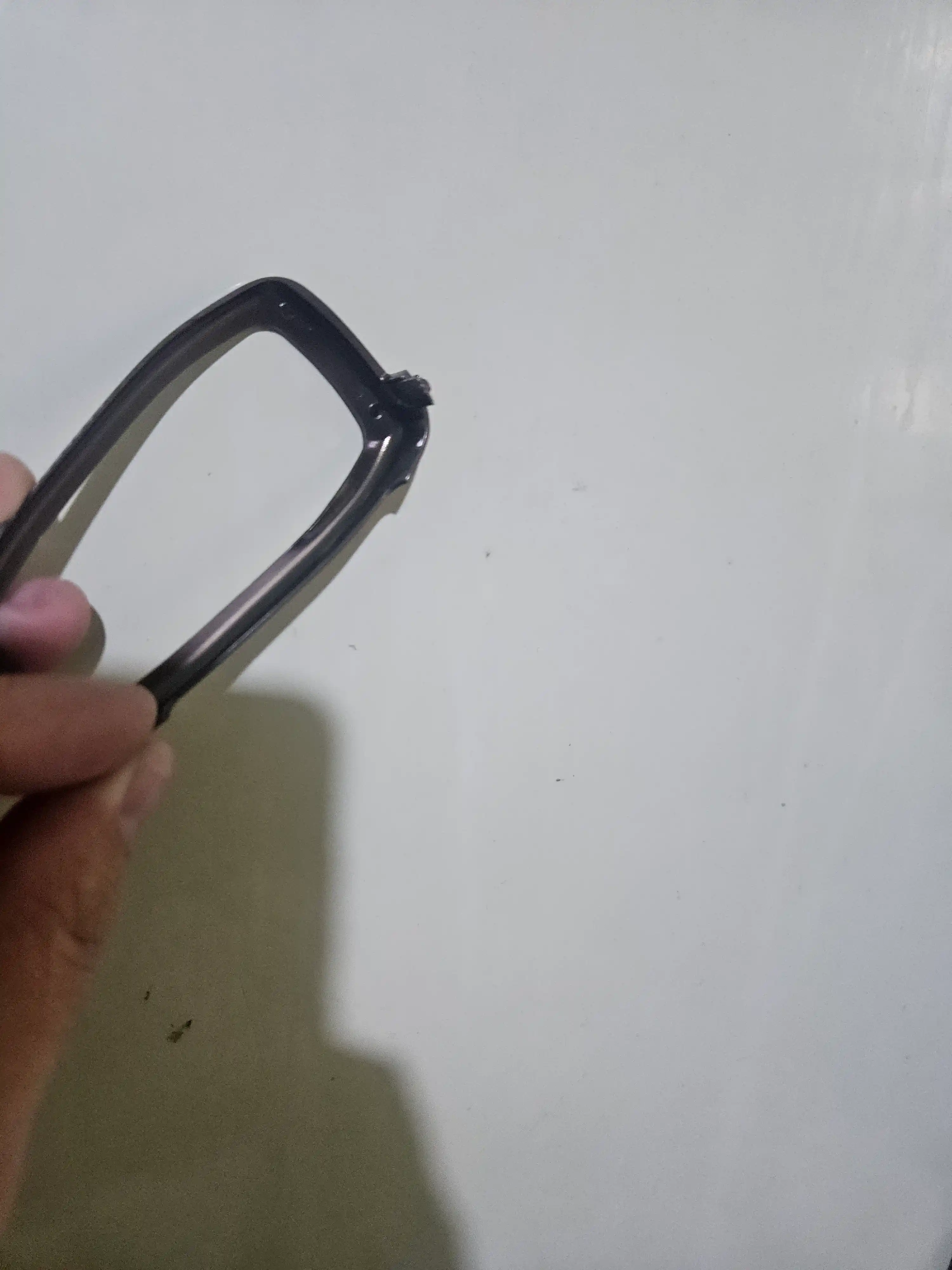 Magicar va avto pultlar uchun metall g‘ilof - qora va xrom rangda, sifatli brelok bilan