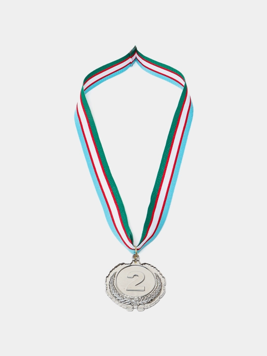 Sovrin medali, lentadagi metall, 1-o‘rin - oltin, 2-o‘rin - kumush, 3-o‘rin - bronza