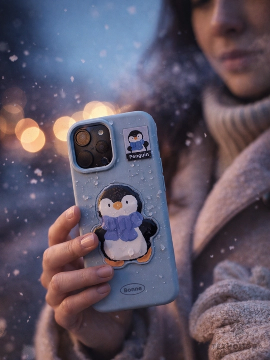 iPhone 11/12/13/14/15/16 Pro/ProMax uchun 3D stikerli yoqimli silikon g‘ilof