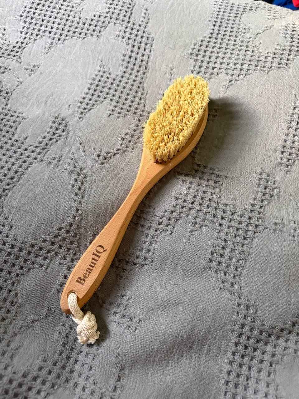 Tanani quruq massaj uchun cho‘tka, sellyulozga qarshi, tabiiy, kaktus tukli, BeautyBox