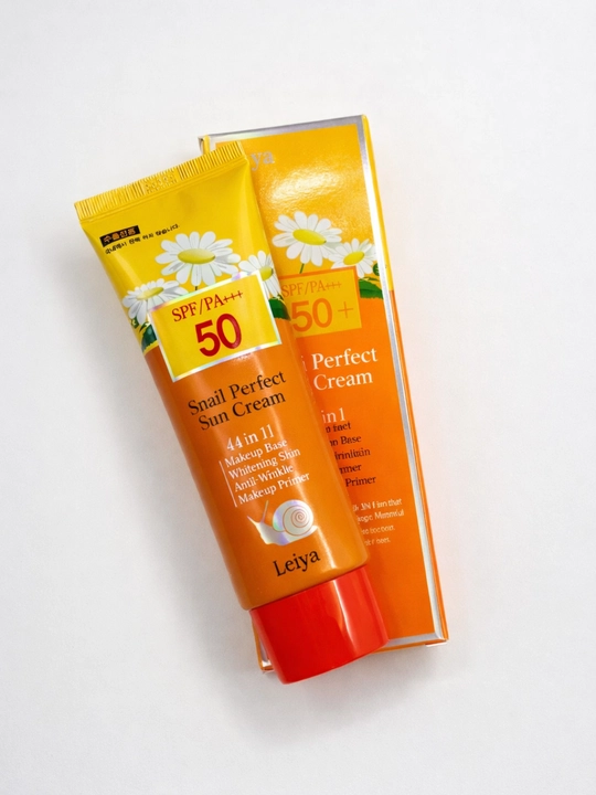 LeiYa  SPF 50 PA+++ 4in1 Oqartiruvchi quyoshdan himoyalovchi krem