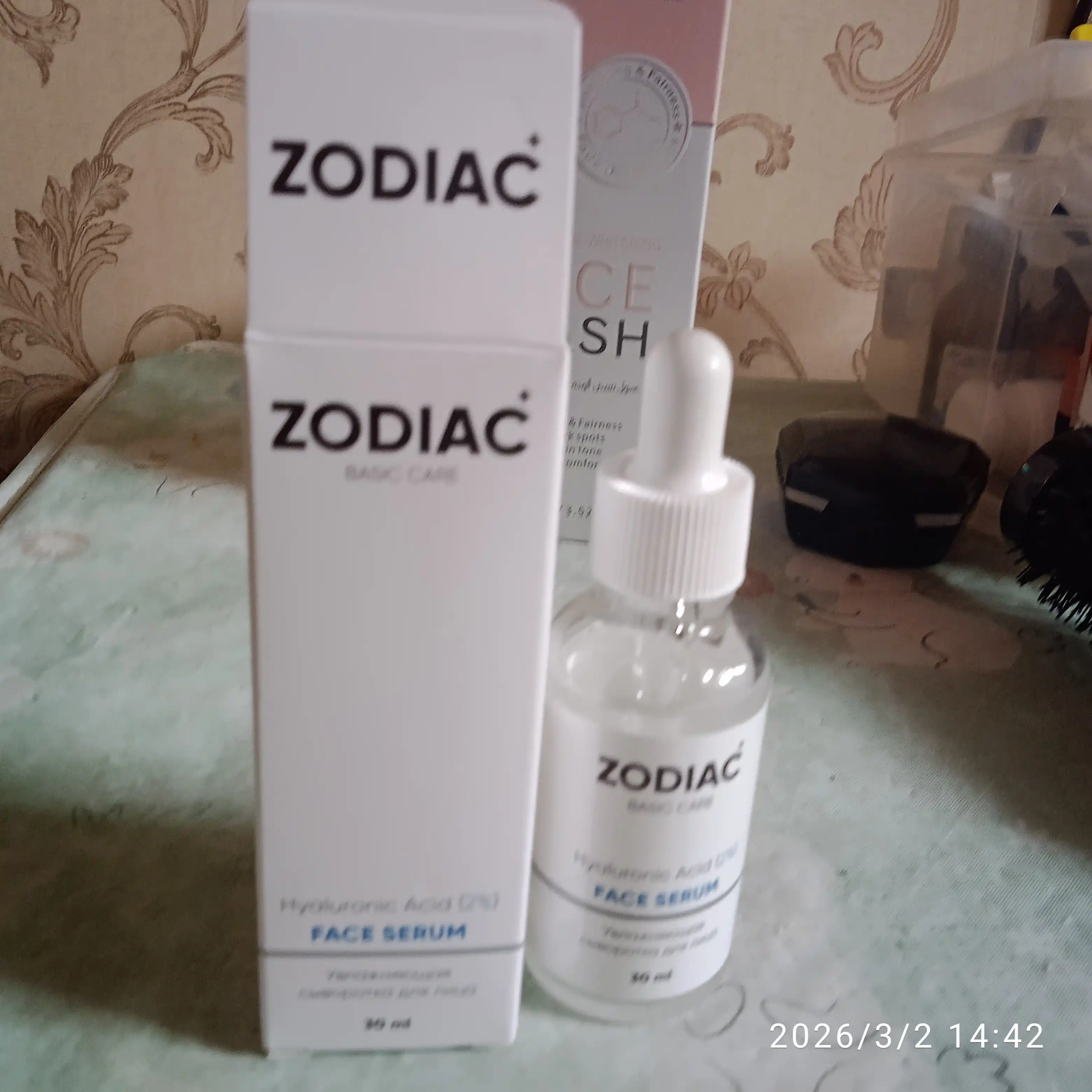 ZODIAC yuz uchun zardob, serum, gialuron kislota, namlaydi, niatsinamid, akne uchun, 30 ml