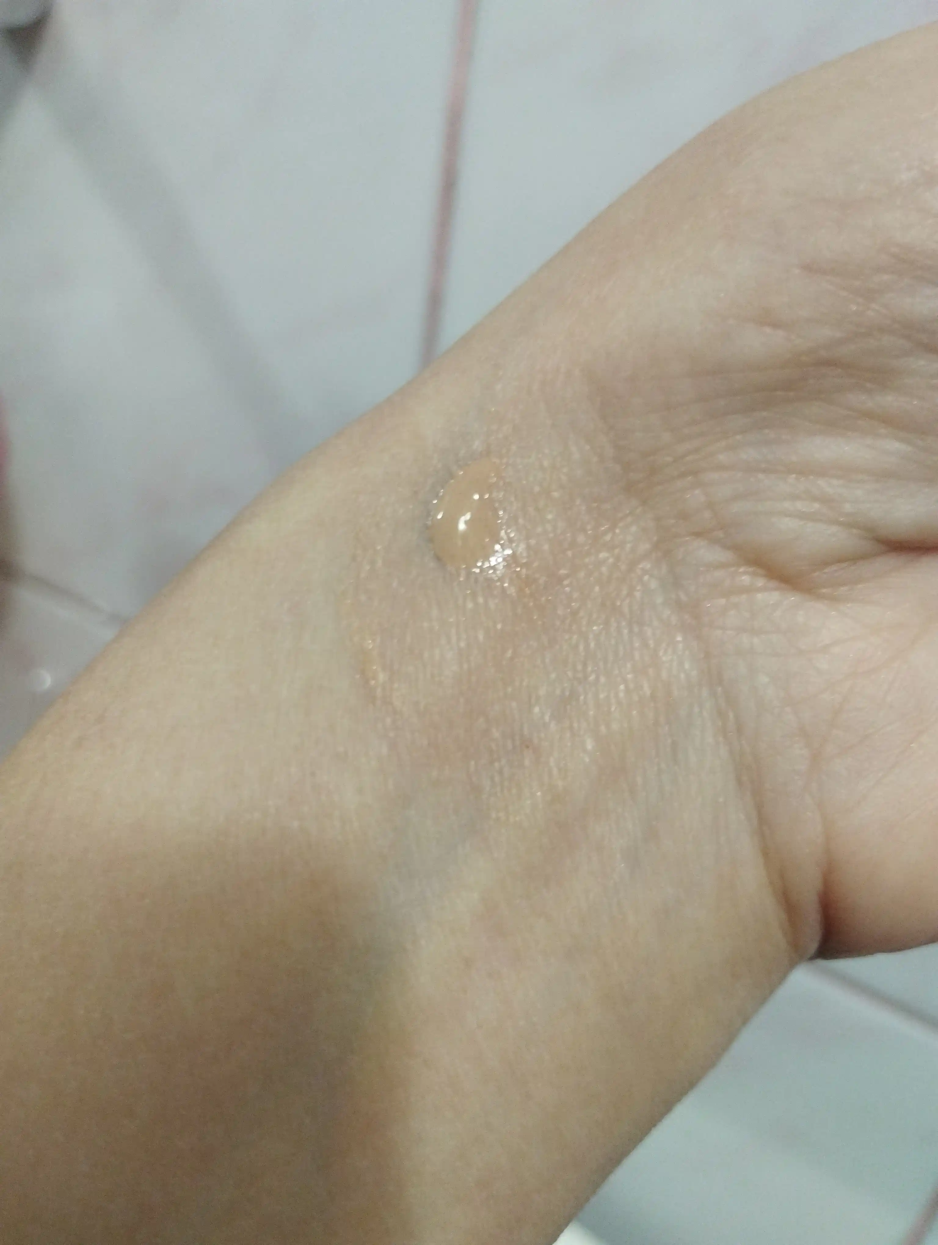 Inglot Beautifier Tinted Cream тональная основа 30 мл, увлажняющая, с HD-пигментами