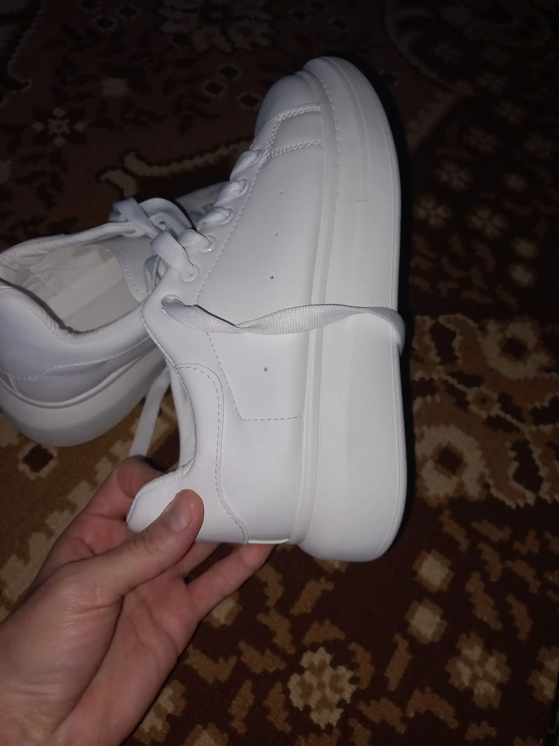 Ayollar uchun krossovkalar, yoz-bahor-kuzgi, 36-40 o'lchamda