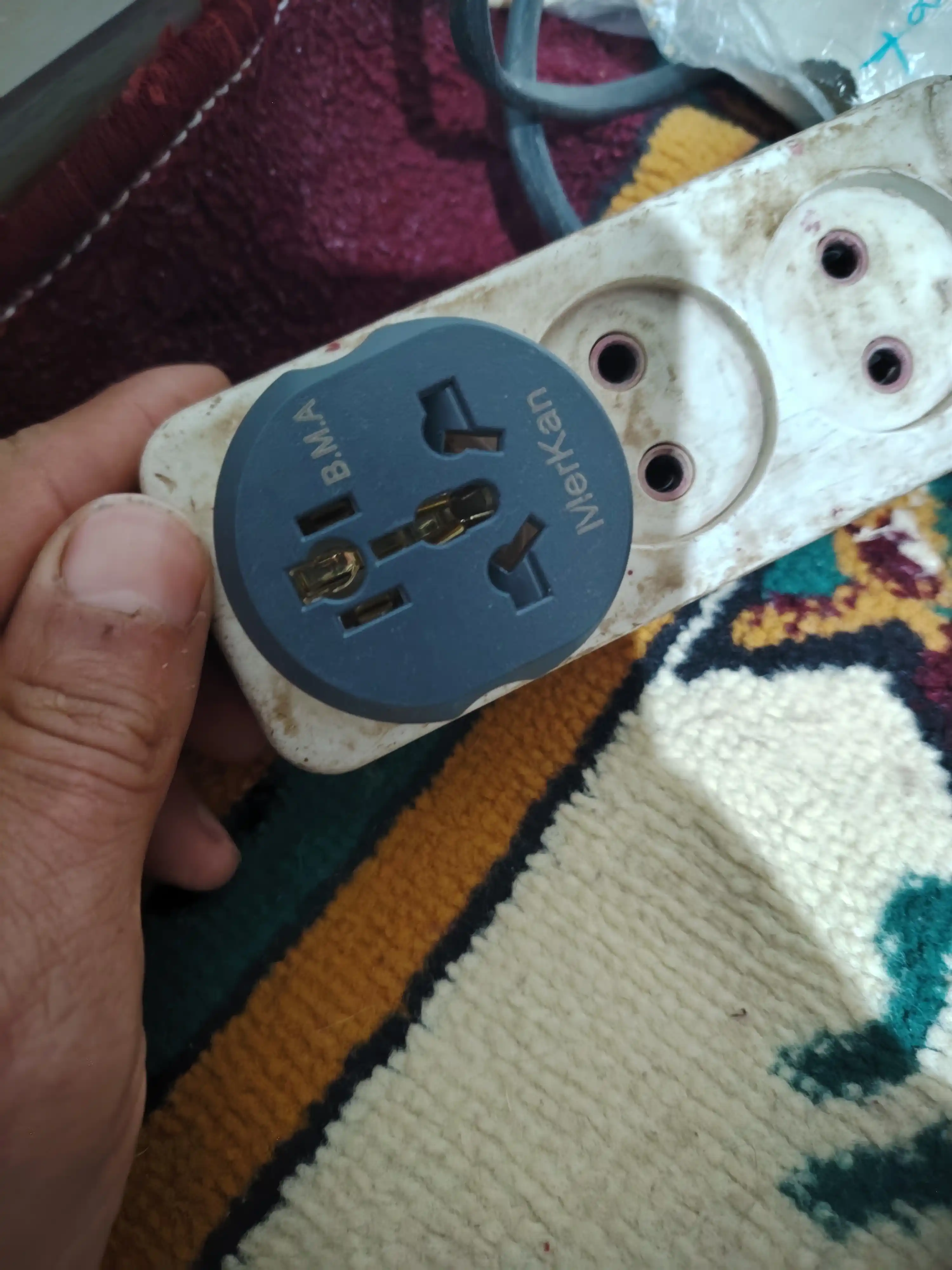 Yevropa vilkali konvertor adapteri, Merkan KT168, terminator, 16 A