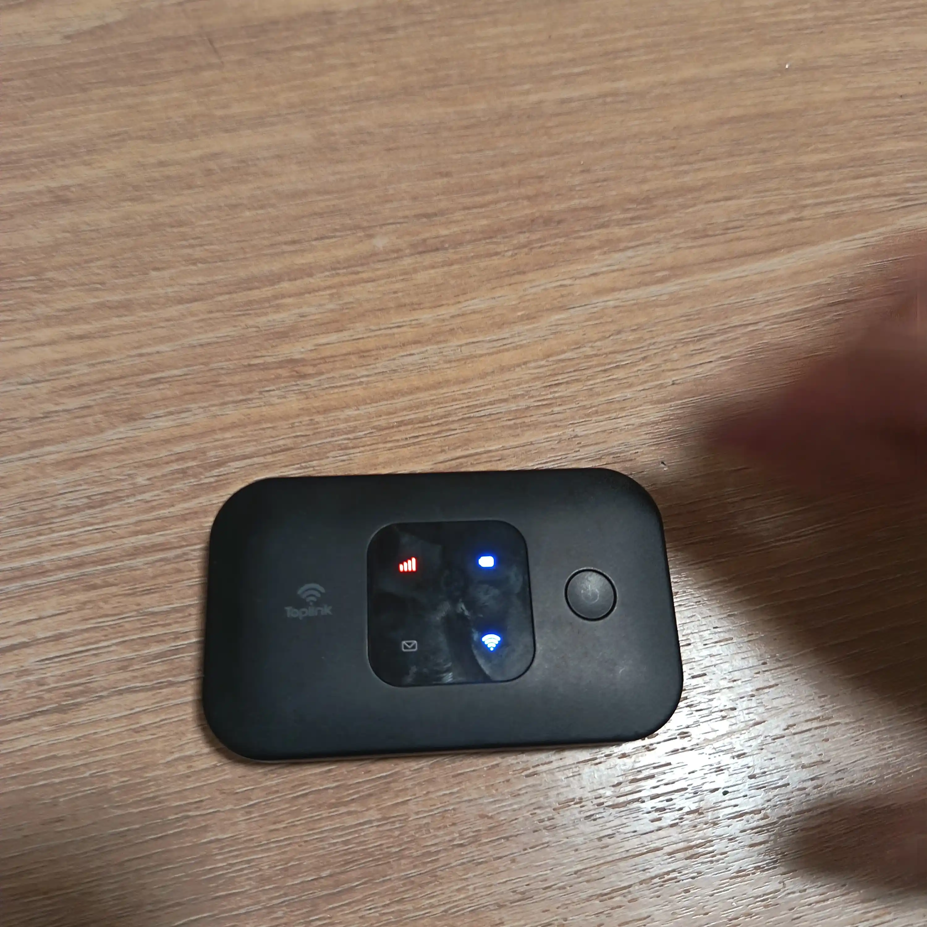 4G Wi-Fi роутер, скорость до 300 Mбит/сек