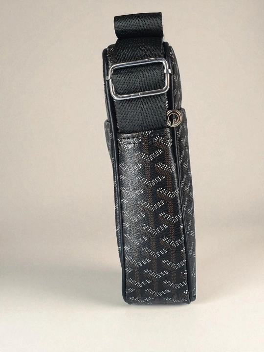 Мужская сумка через плечо GOYARD