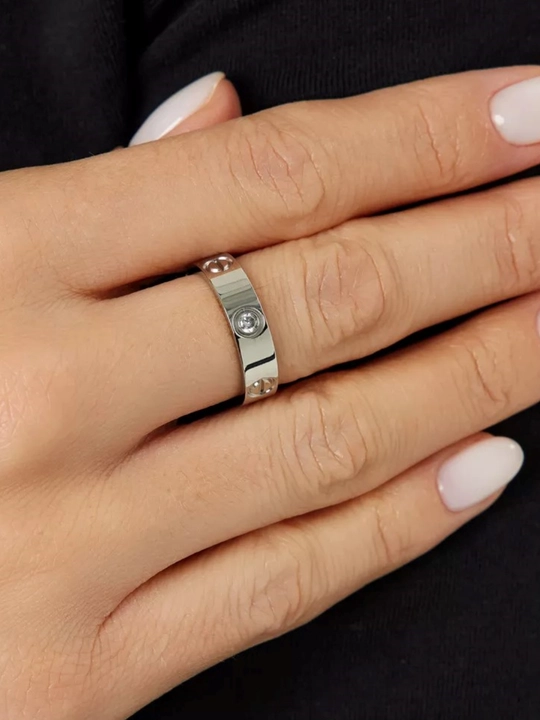 Кольца в стиле Cartier из нержавеющей стали для женщин и девушек — с камнями и без камней