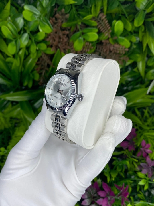 ROLEX ayollar qo‘l soati, batareyali, to‘plamda: quti, soat, g‘ilof, hujjatlar