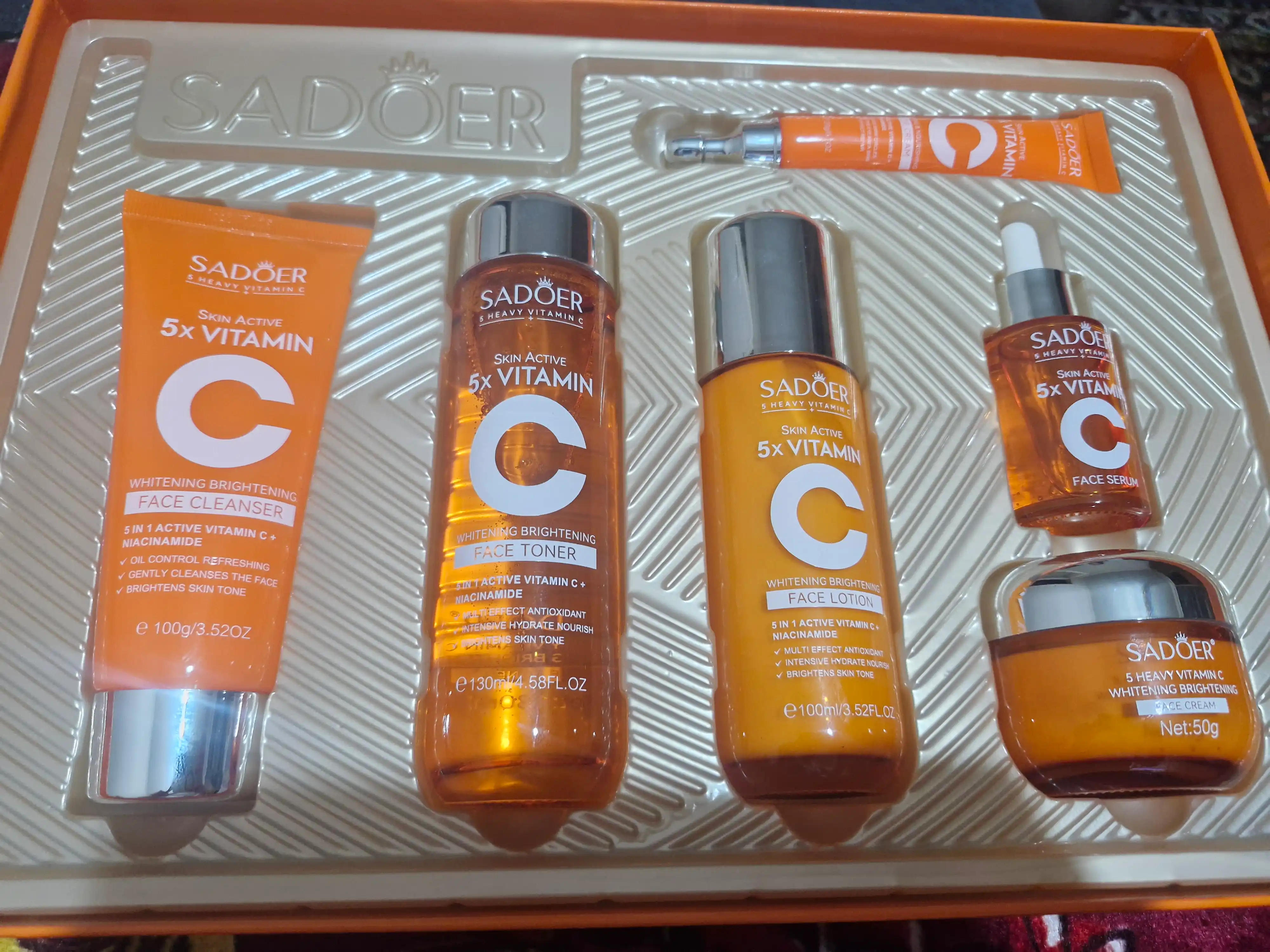 SADOER 5x Vitamin C Skin Gift Box – Осветляющий набор для ухода за лицом, 6 средств
