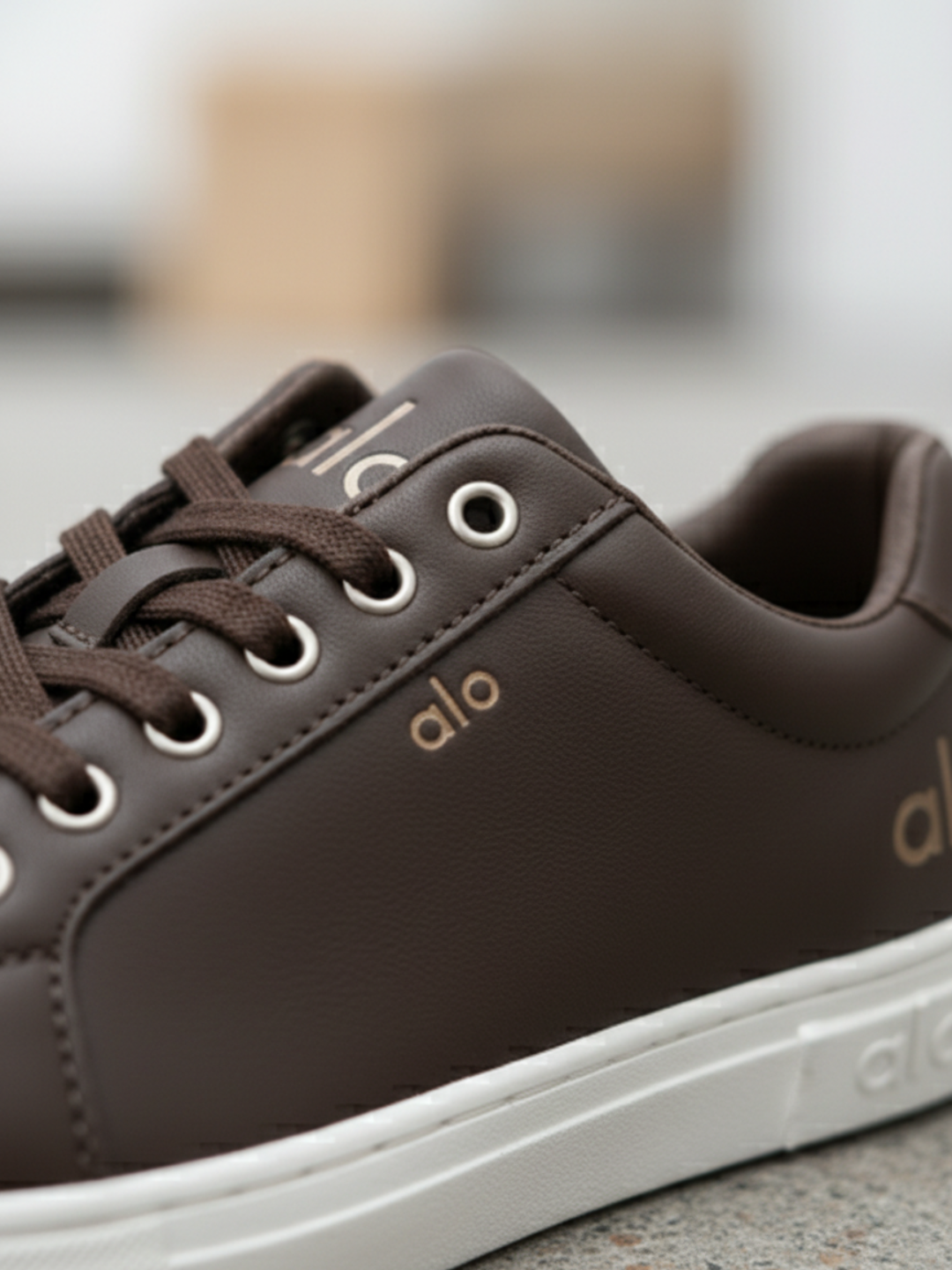 Alo Beige Classic krossovkalar – zamonaviy va qulay Street Style