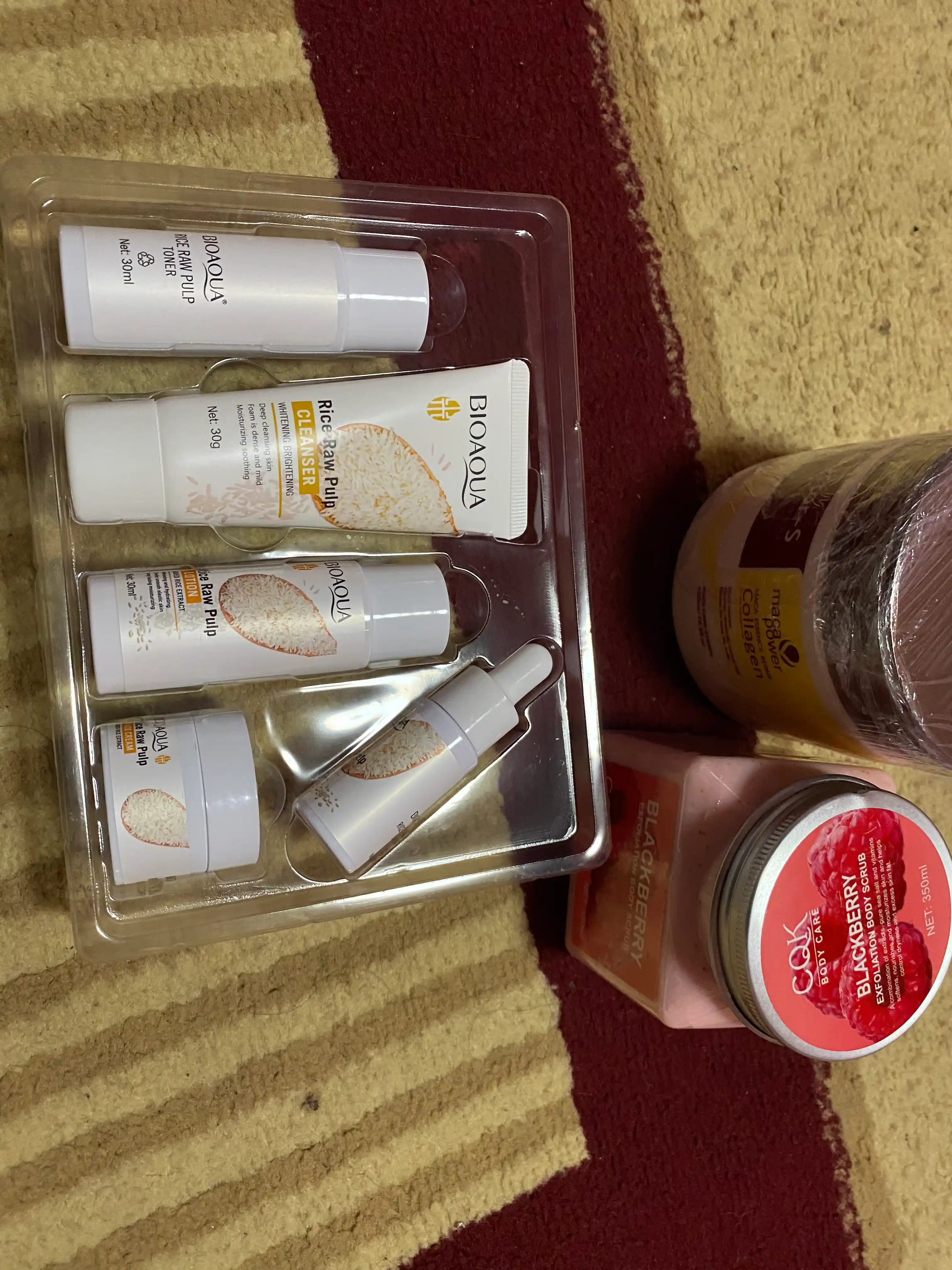 Yuzni parvarishi uchun mini to'plam Bioaqua, 5 tasi 1 da, qarishga qarshi, guruch ekstrakti