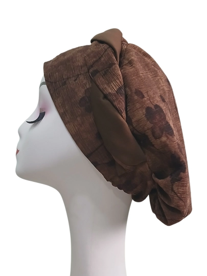Ayollar tyurbani, bosh kiyimi, shapka qizlarga issiqina, bahorgi