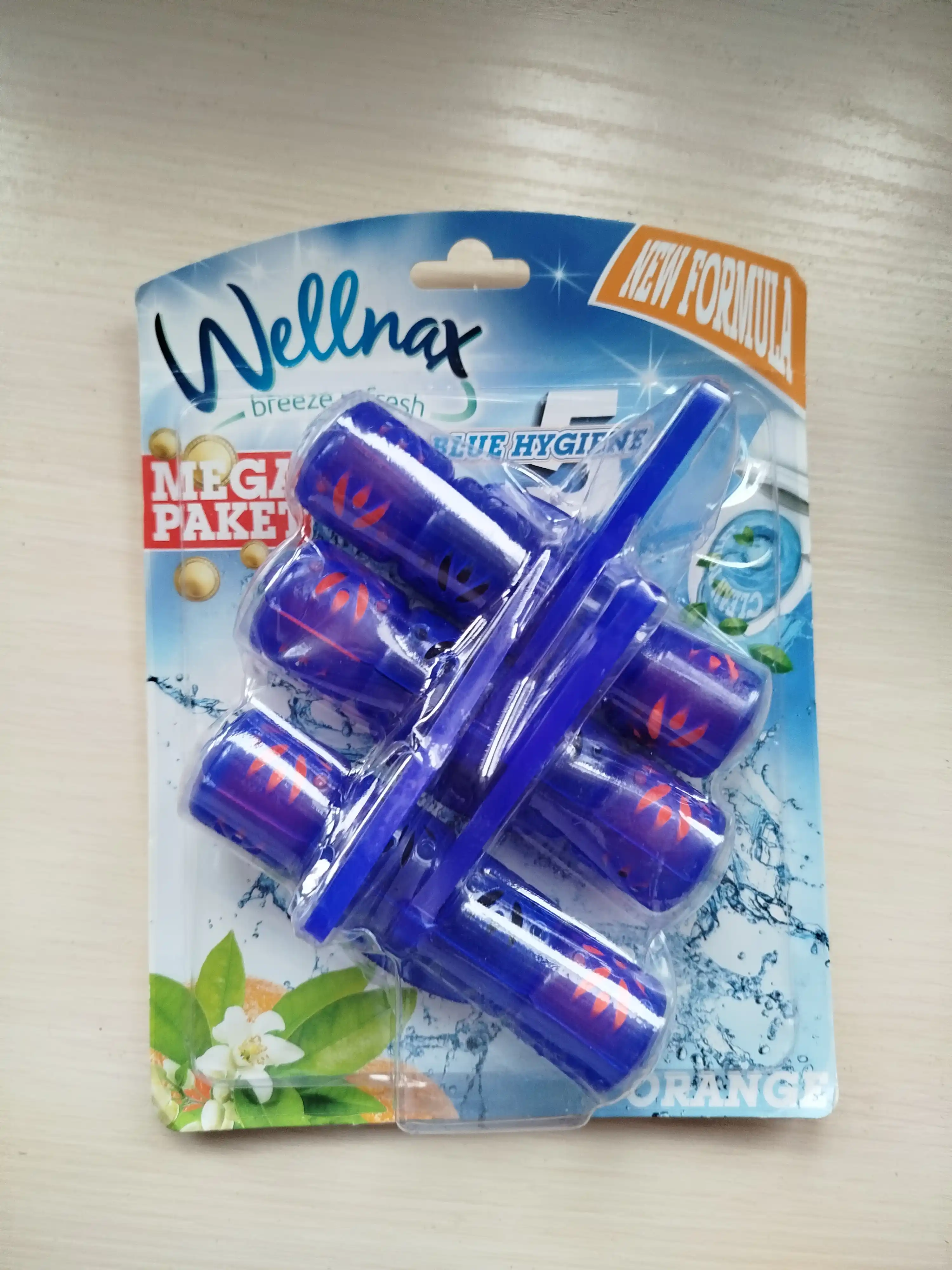 Блок ободок для туалета Wellnax Голубая вода, 3 * 50 г