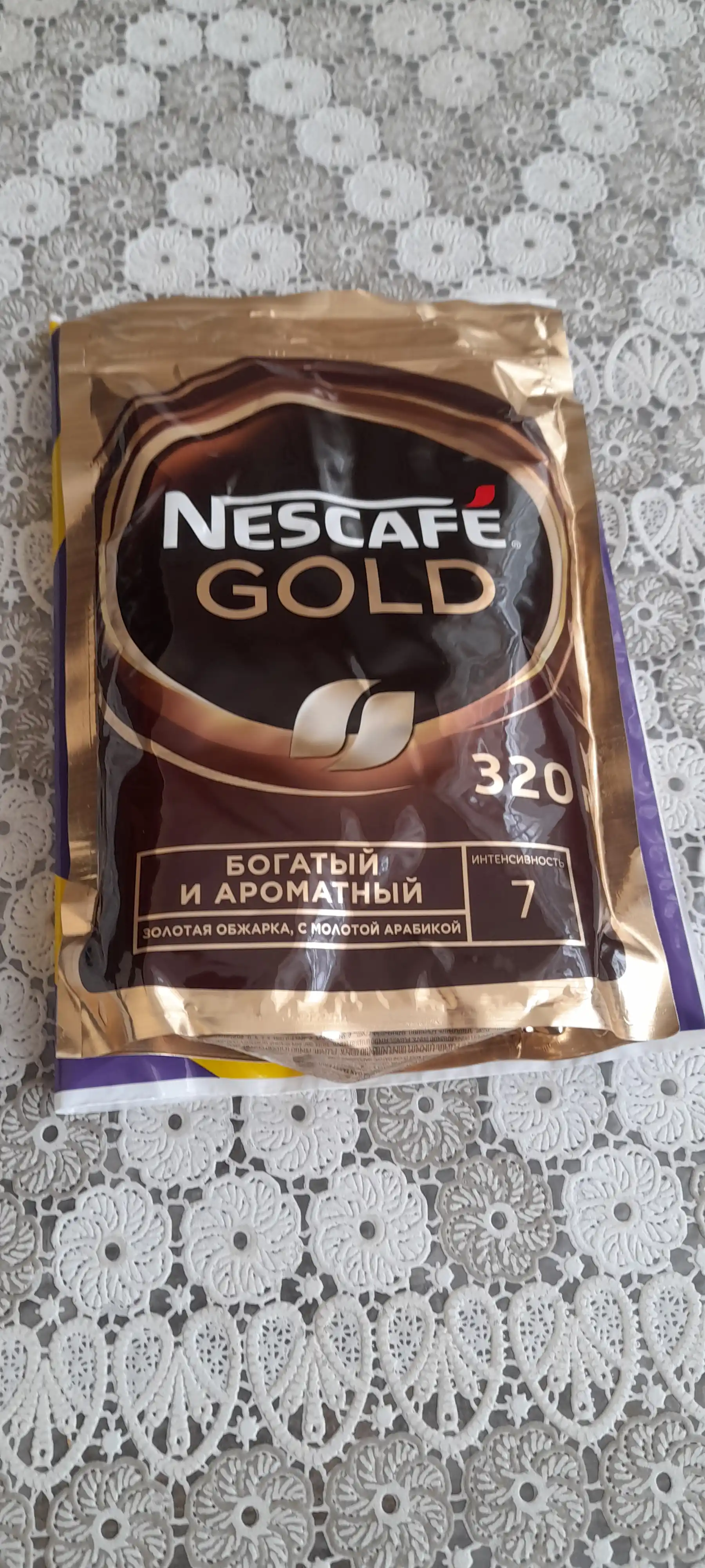 Растворимый кофе Nescafe Gold, 320 г